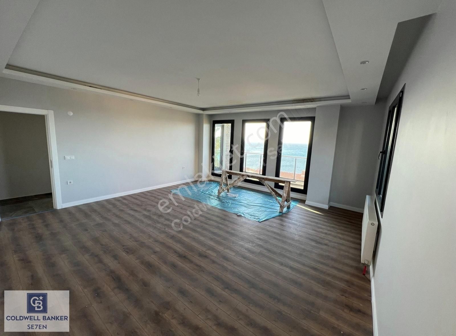 Selimpaşa'da Deniz Kenarında 5+2 Lüks Sıfır Villa - Görsel 2