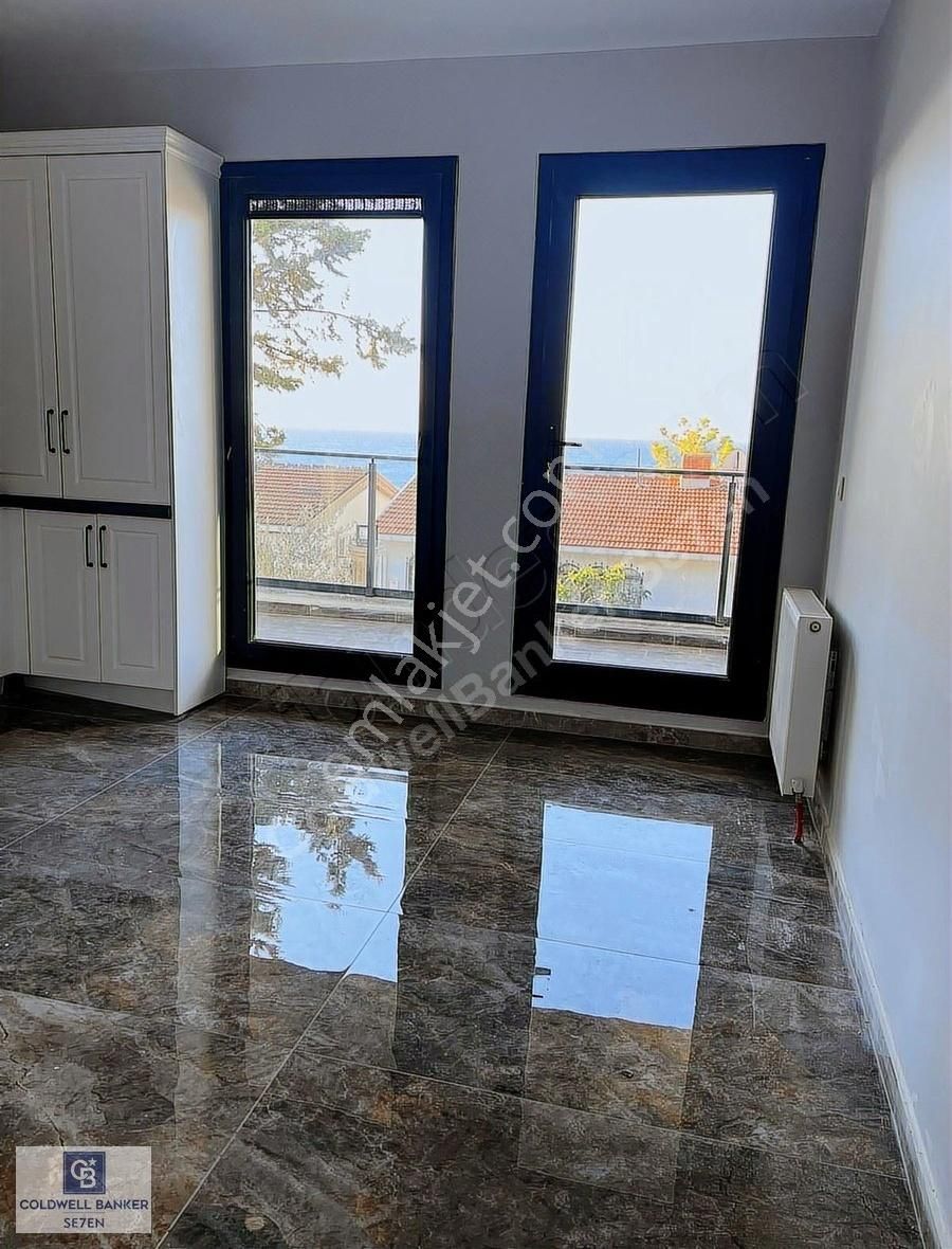 Selimpaşa'da Deniz Kenarında 5+2 Lüks Sıfır Villa - Görsel 13