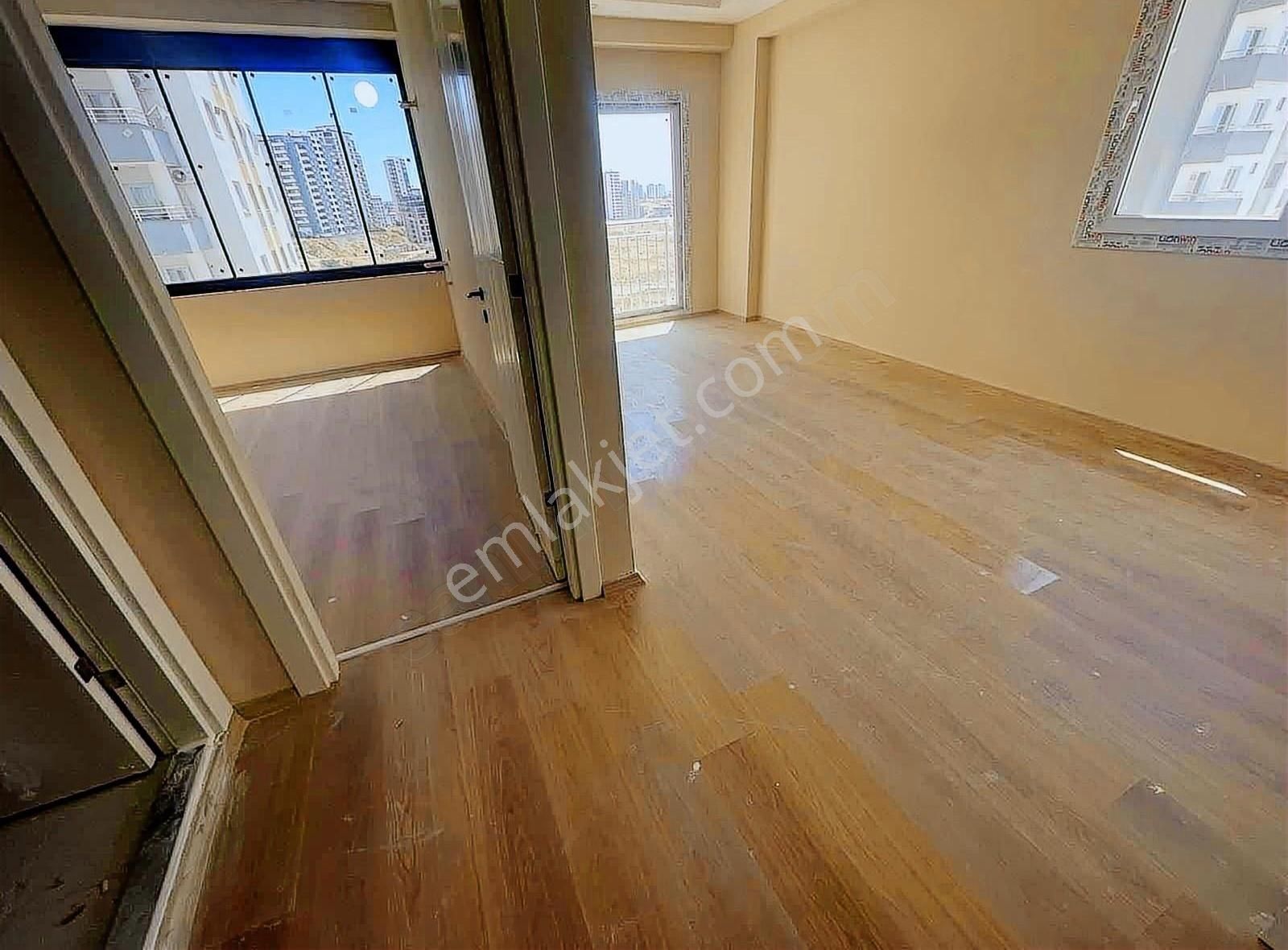 1+1 Satılık Daire Yatırımlık Kira Değeri Yüksek Stadyum'a Yakın
