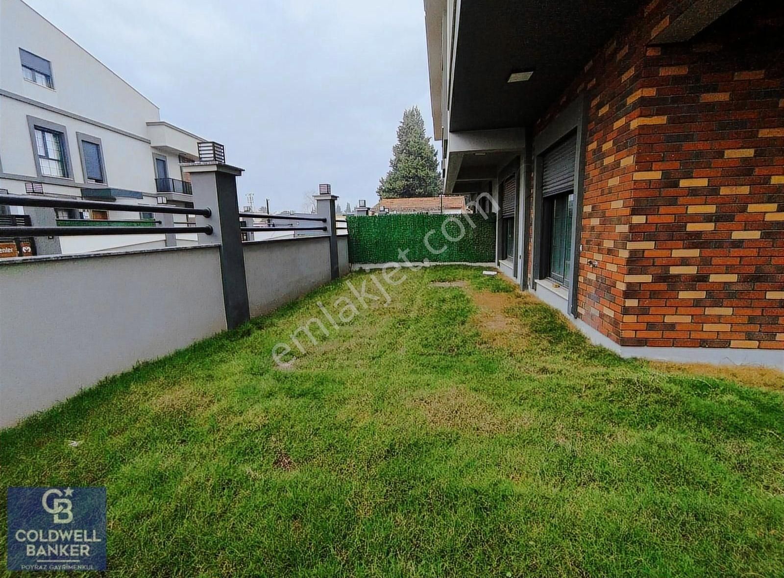 Menderes Coldwell Banker Poyraz'dan 4+1 Triplex Villa