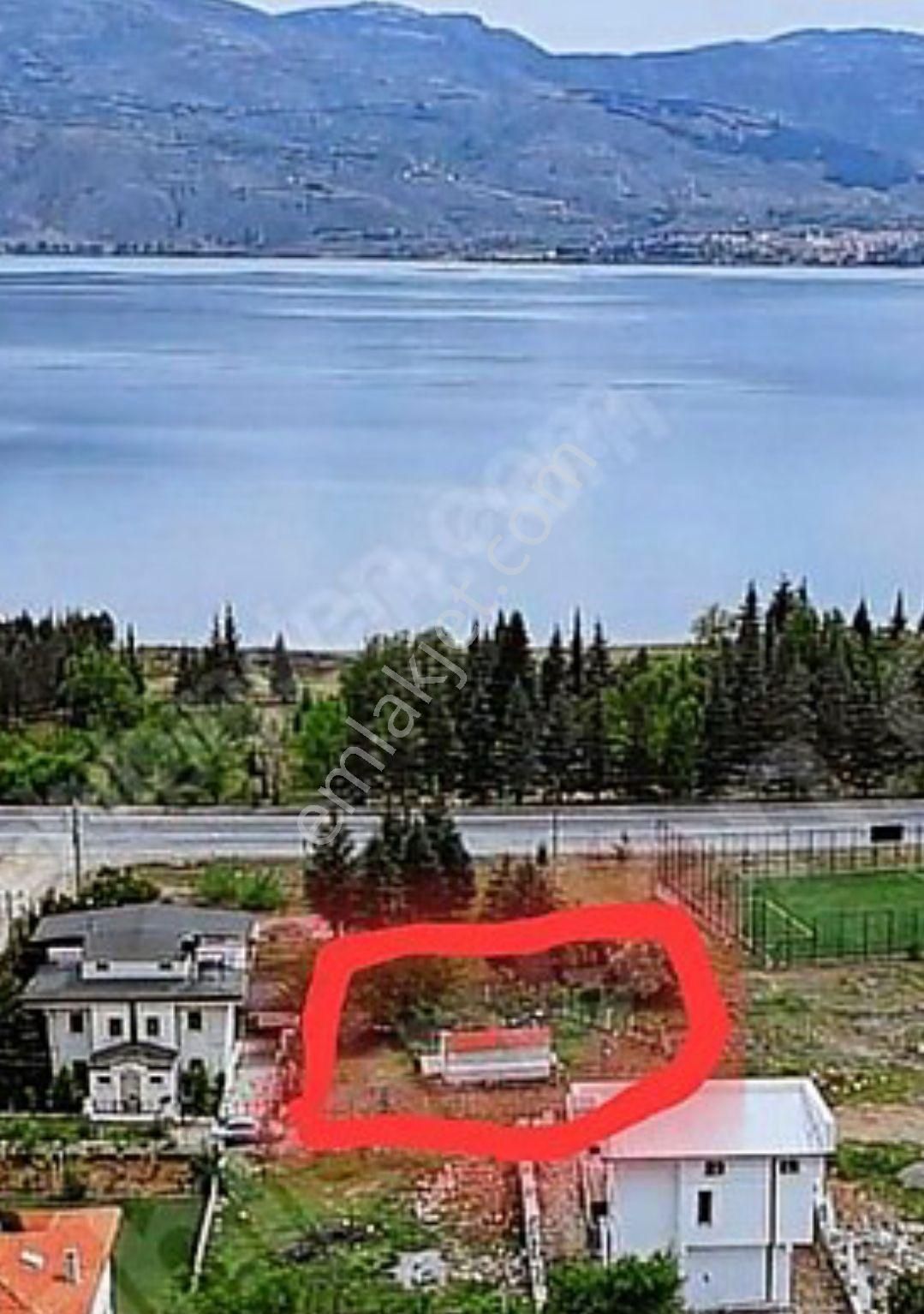 Yola Sıfır Köşe Parsel Imarlı Arsa Ev