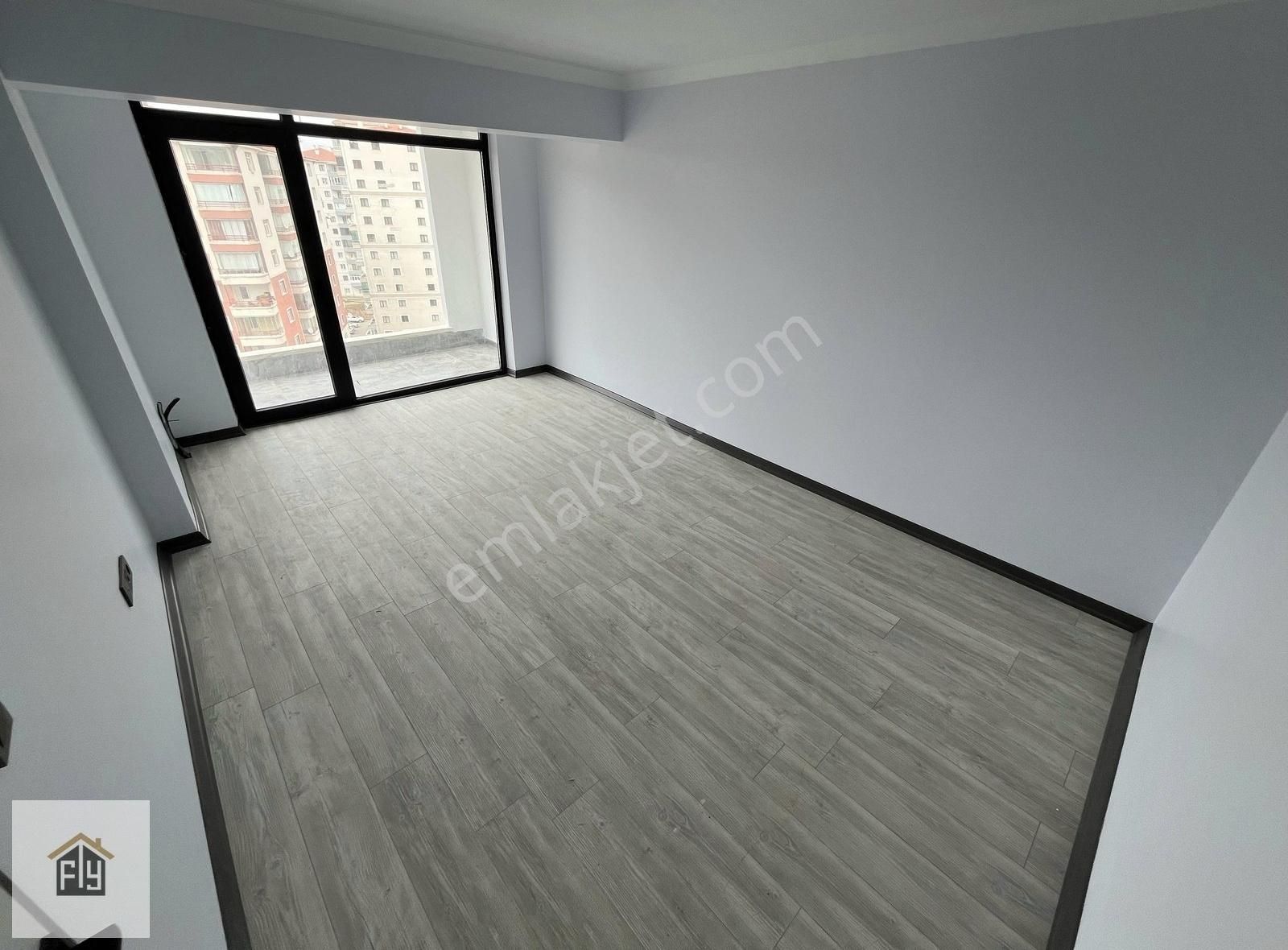 F&y Emlaktan Pursaklar Sarayda Satılık 4+1 Teras Full Yapılı