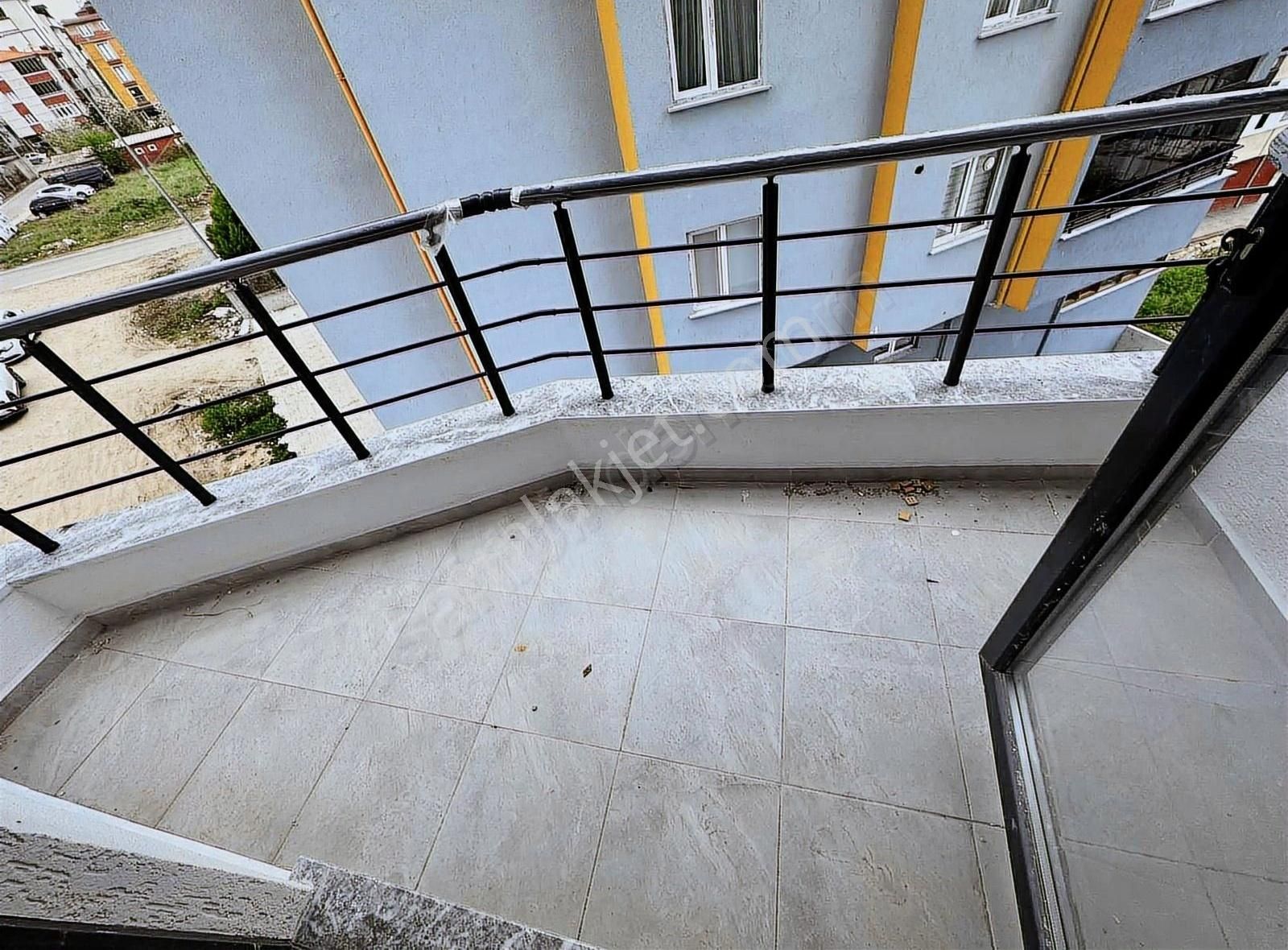 İstasyon Mah De Yeni Tapu Dairsi Yanı Arakat 2+1 Daire - Görsel 11