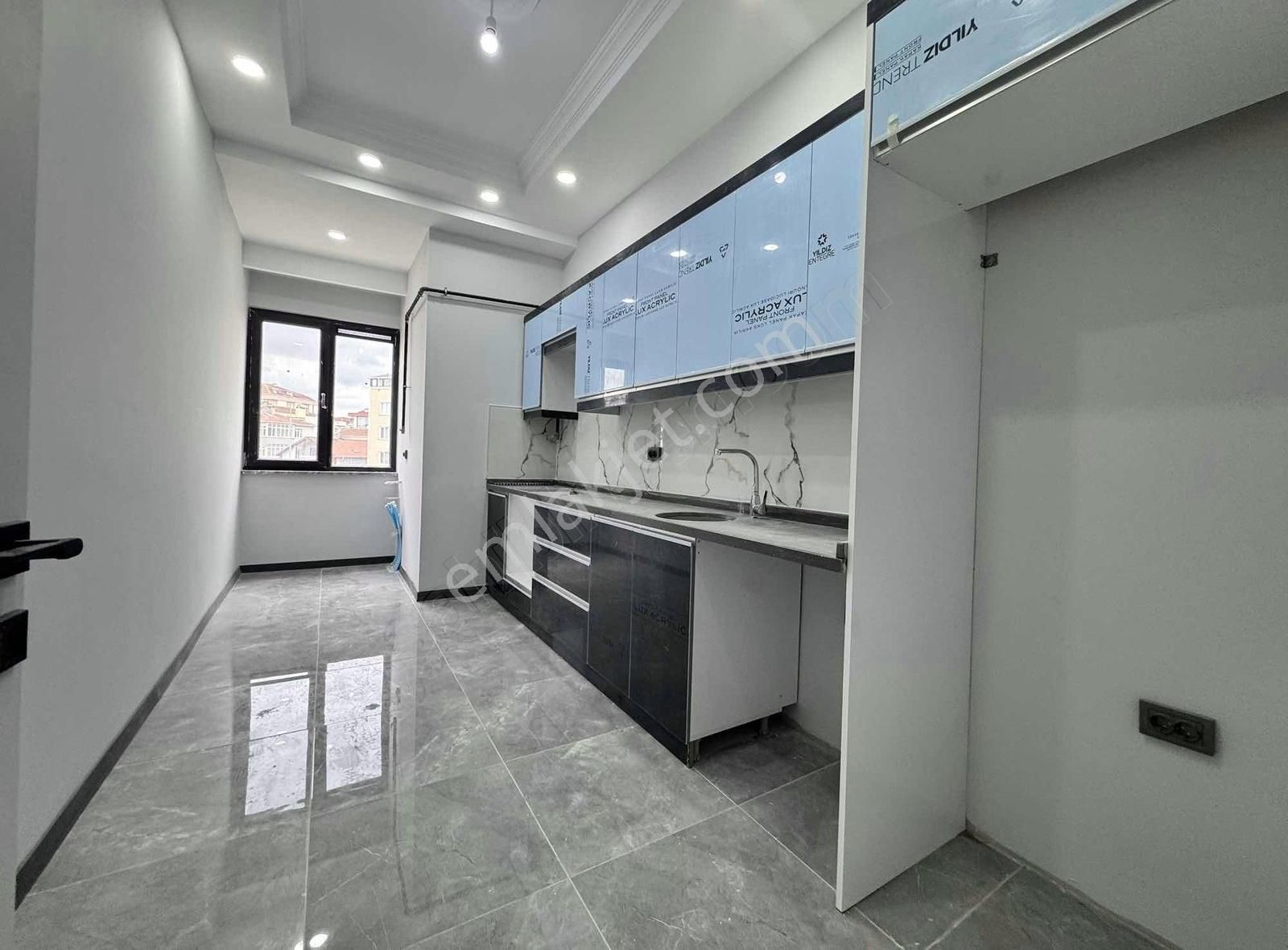 İstasyon Mah De Yeni Tapu Dairsi Yanı Arakat 2+1 Daire - Görsel 8