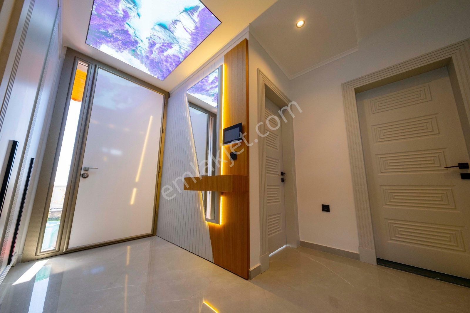 Altınoluk'ta Satılık Özel Yapım Süper Lüks Villa - Görsel 28