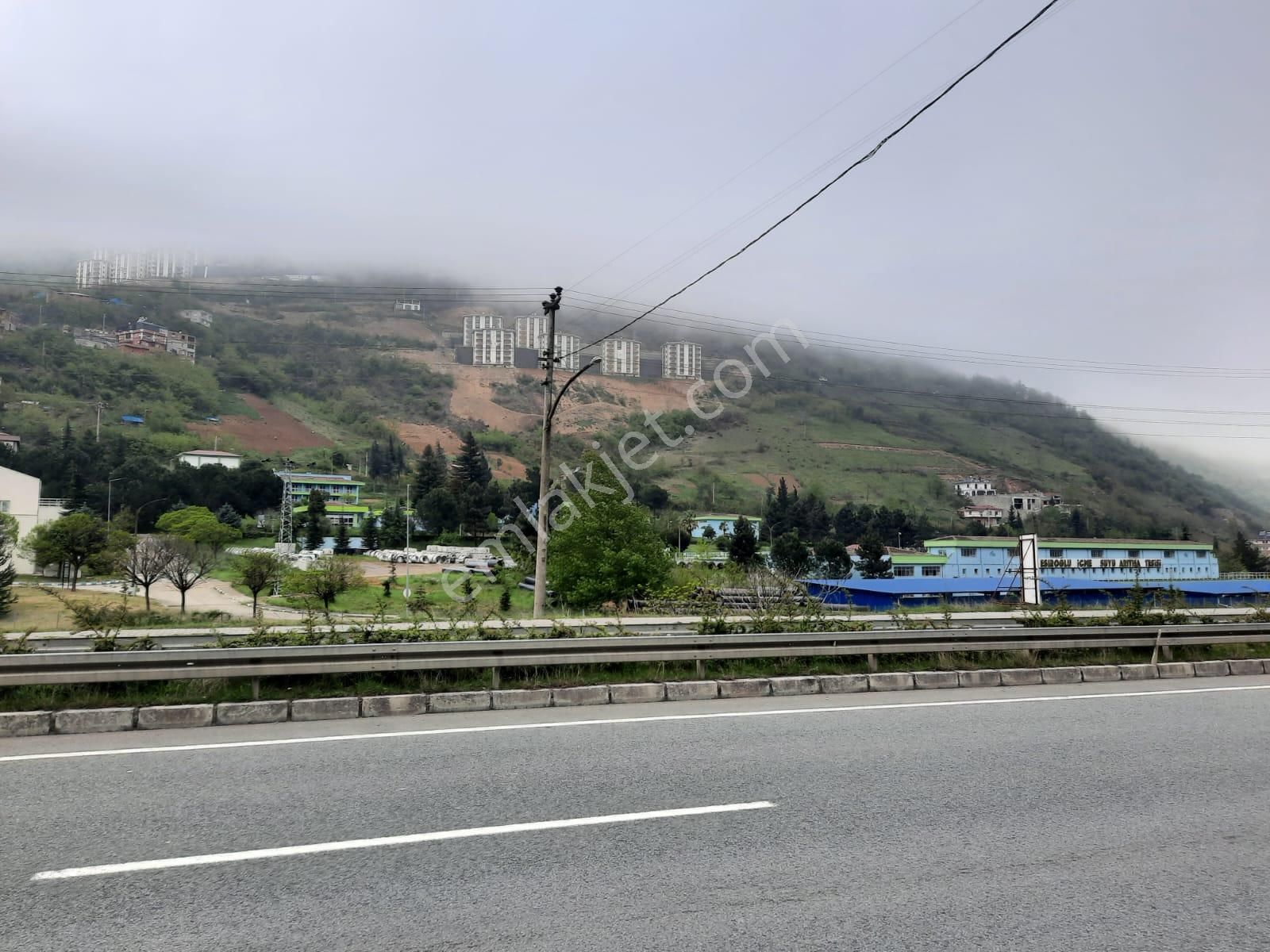 Trabzon Esiroğlu Cadde Üzerinde Satılık Komple Bina - Görsel 17