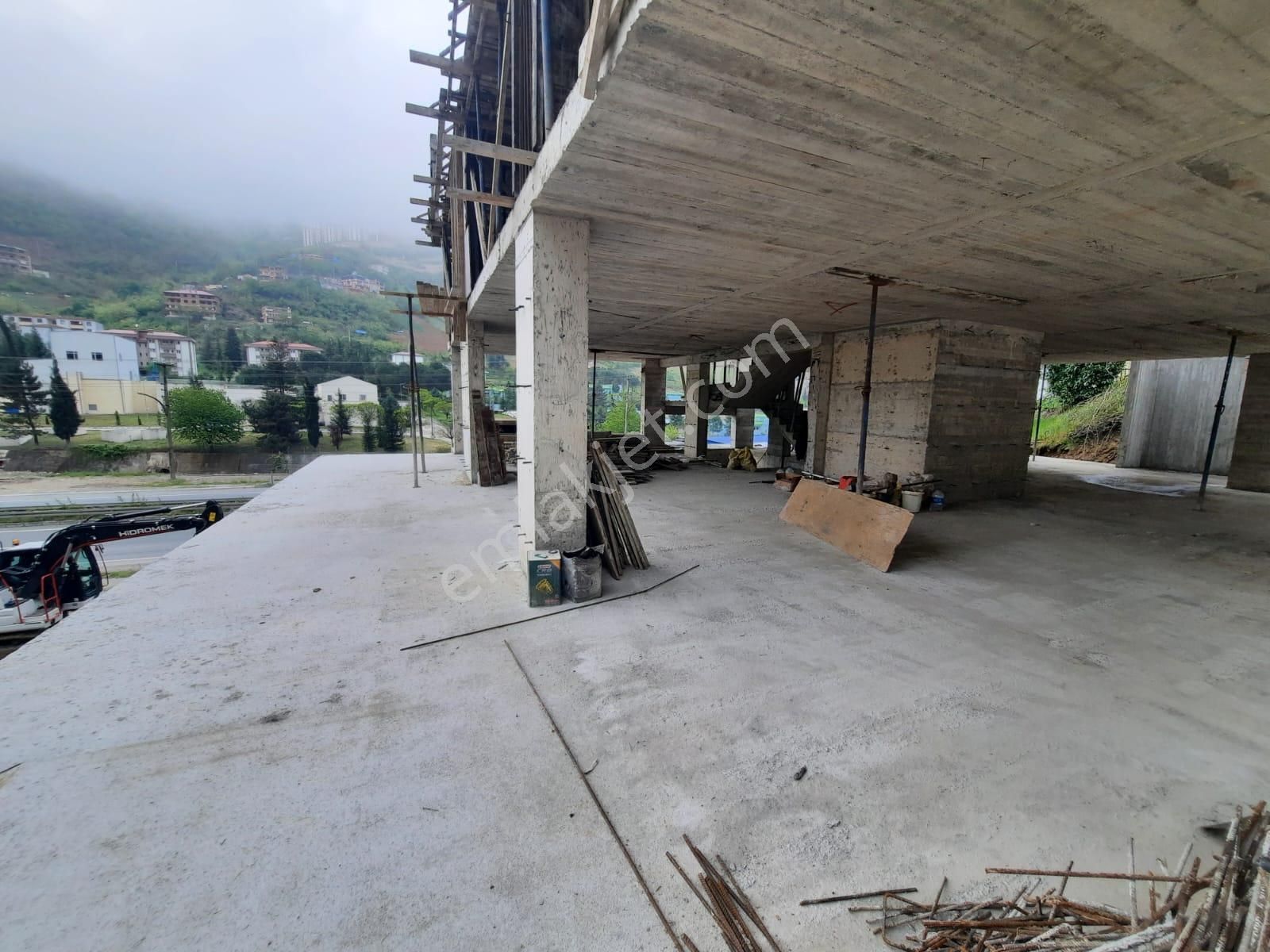 Trabzon Esiroğlu Cadde Üzerinde Satılık Komple Bina - Görsel 12