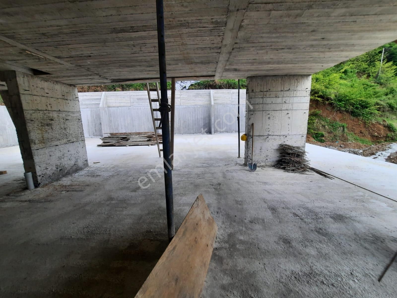 Trabzon Esiroğlu Cadde Üzerinde Satılık Komple Bina - Görsel 6