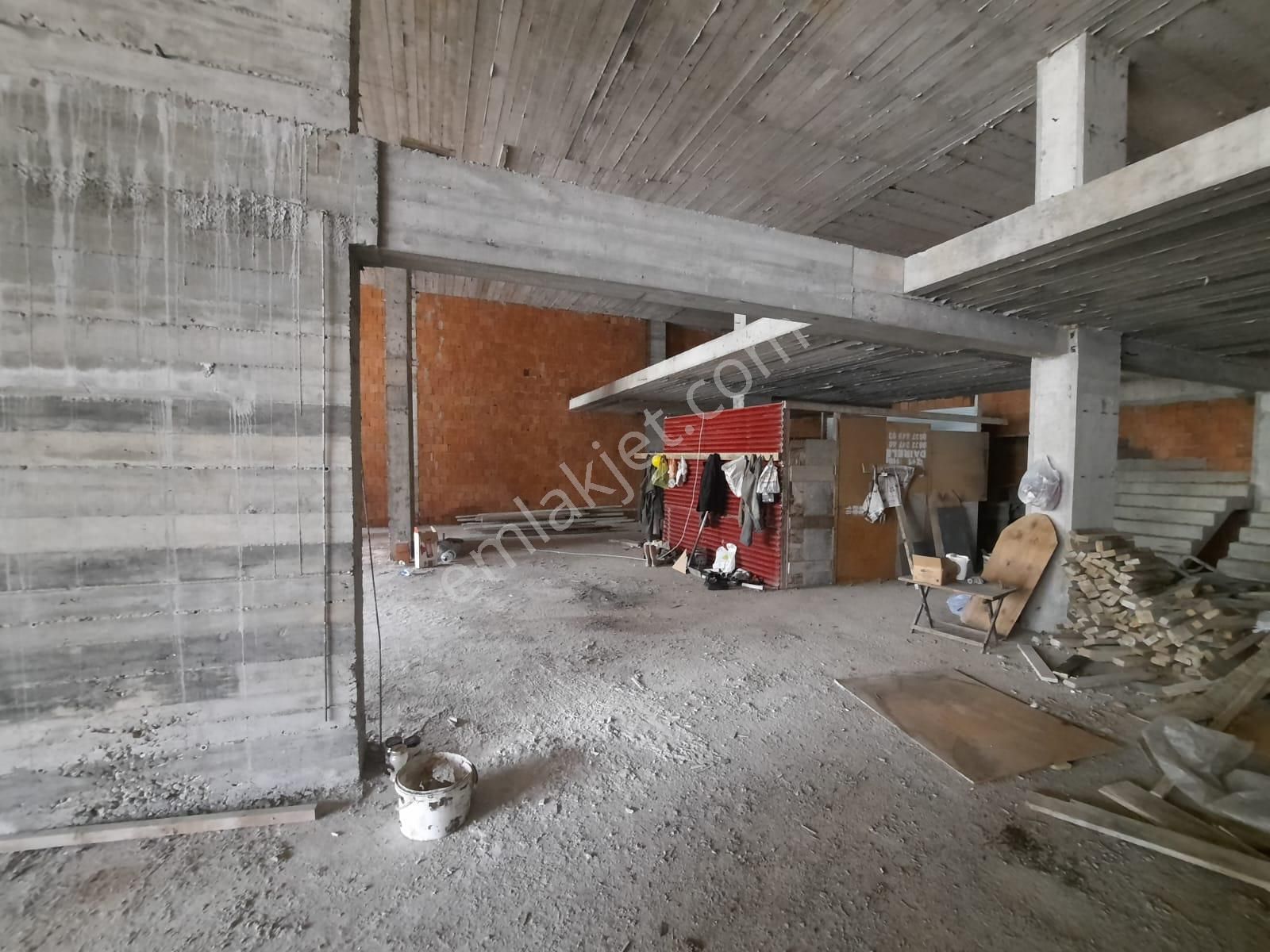 Trabzon Esiroğlu Cadde Üzerinde Satılık Komple Bina - Görsel 10