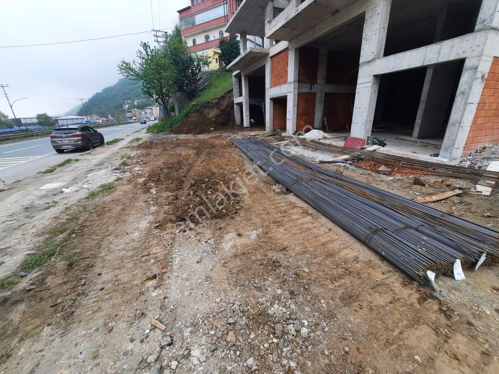 Trabzon Esiroğlu Cadde Üzerinde Satılık Komple Bina - Görsel 11