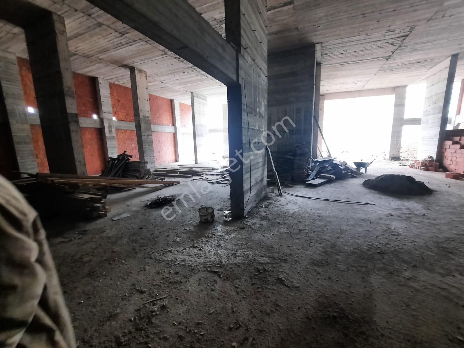 Trabzon Esiroğlu Cadde Üzerinde Satılık Komple Bina - Görsel 8