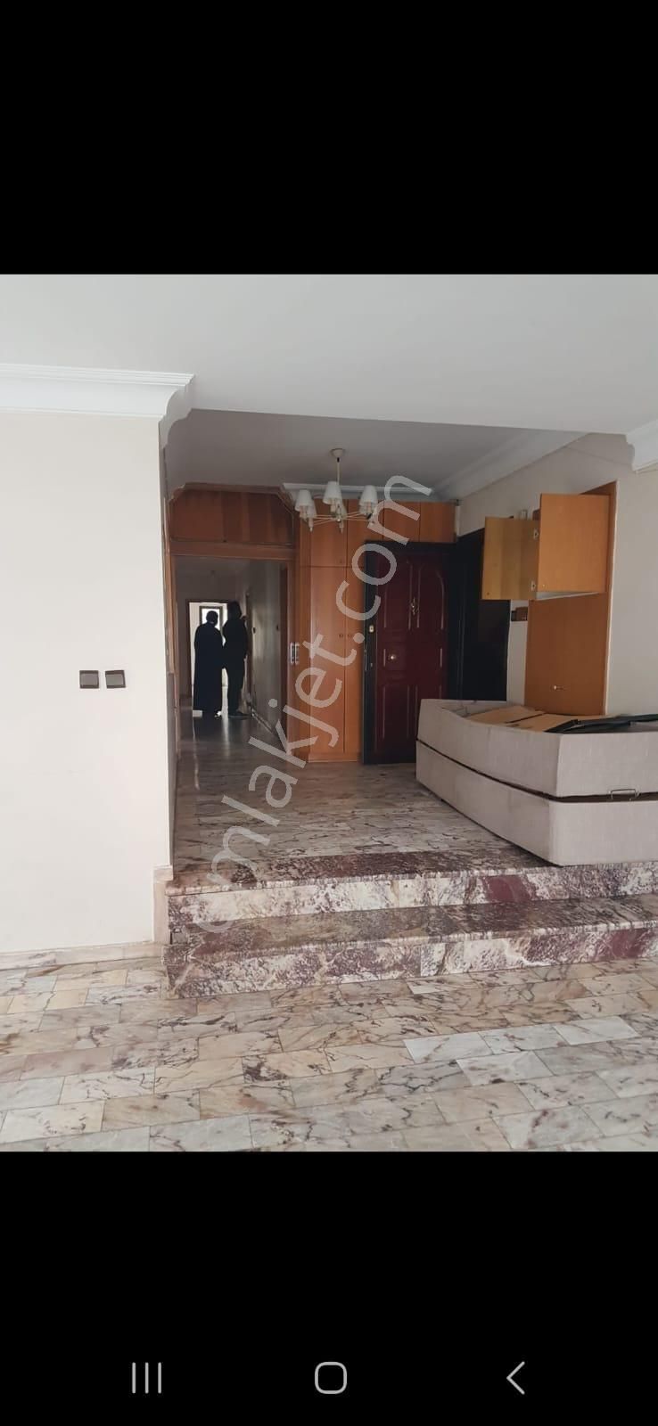 Mersin Akdeniz Hamidiye Mahallesinde 4+1 Daire