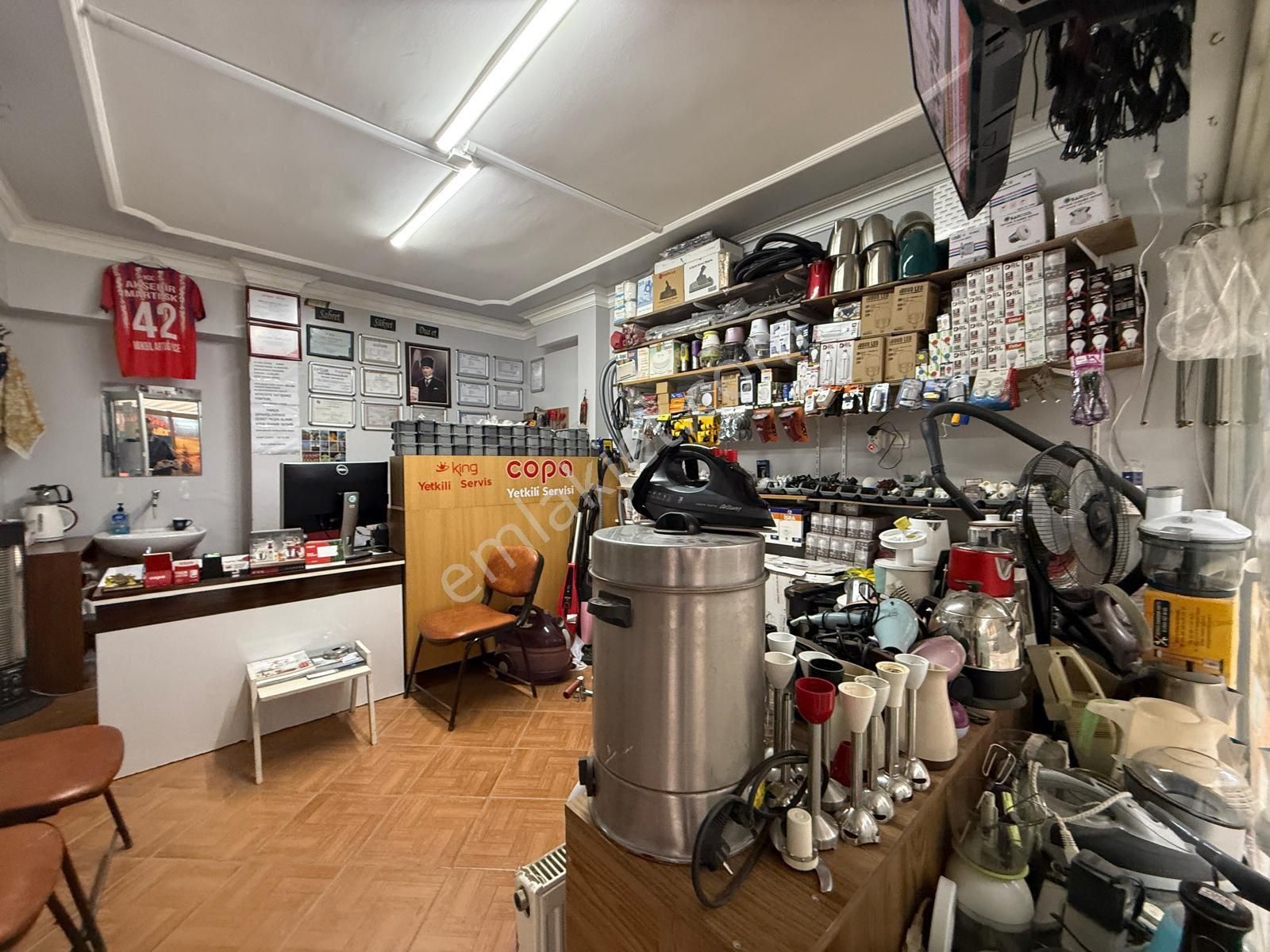 Yüksel Emlaktan Selçuk Mahallesinde Satılık Dükkan - Görsel 3