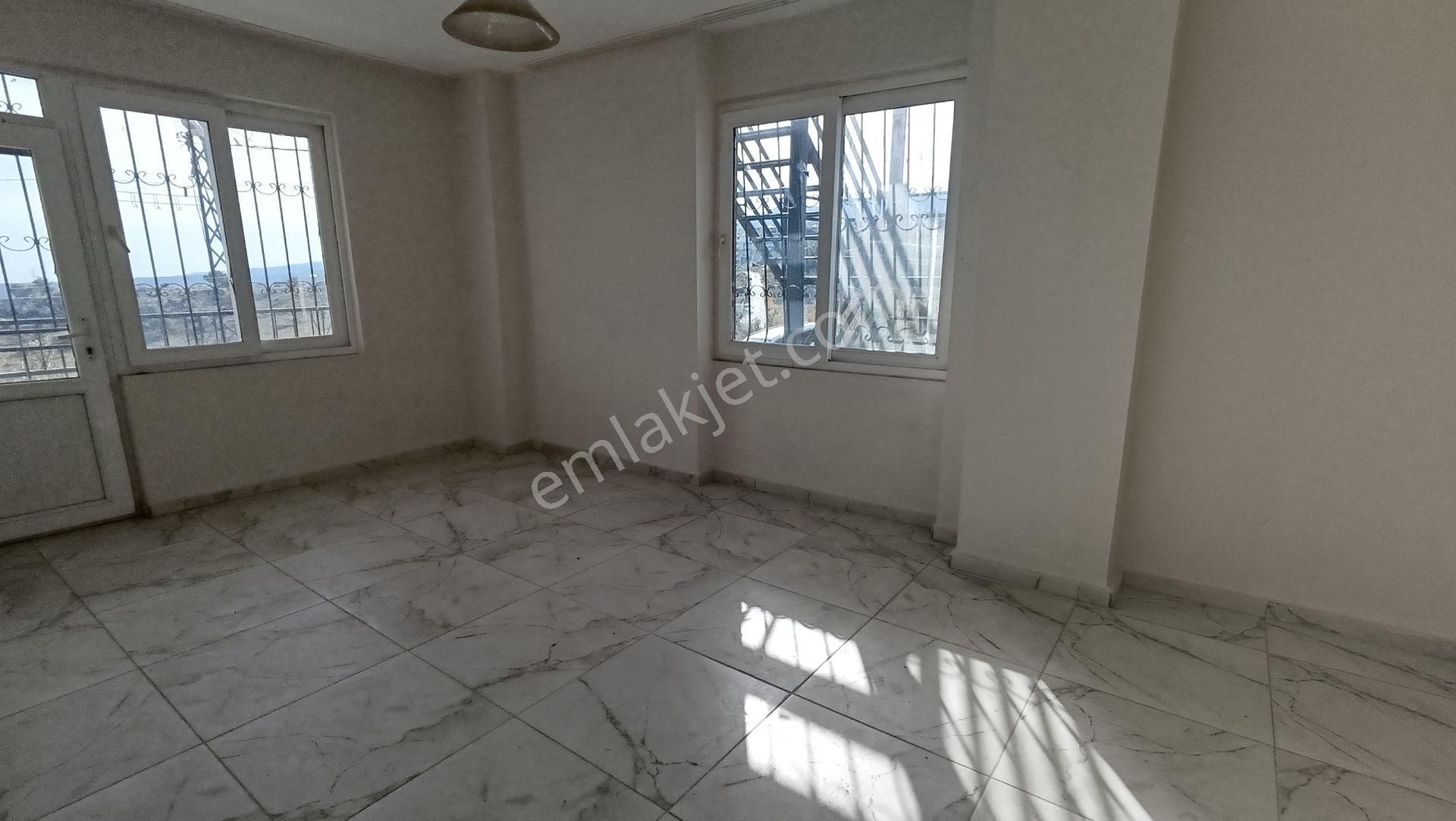 Remax Toros'tan Buluklu'da Triplex Villa - Görsel 9