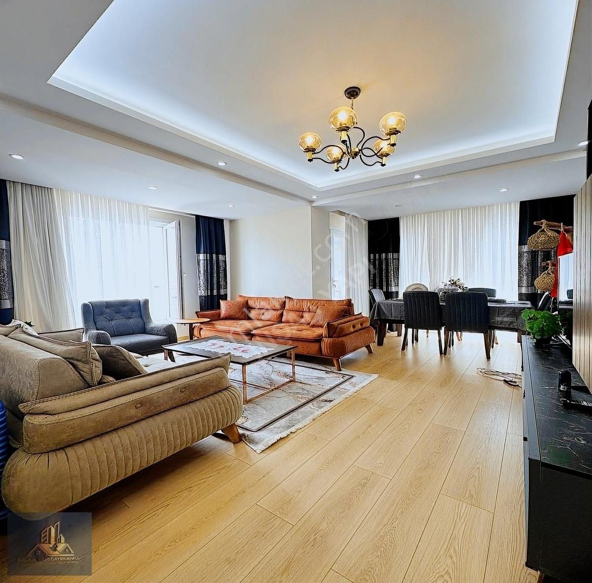 Beylikdüzü Kavaklı Merkez'de Kaçırılmayacak Satılık 4+2 Dubleks Daire
