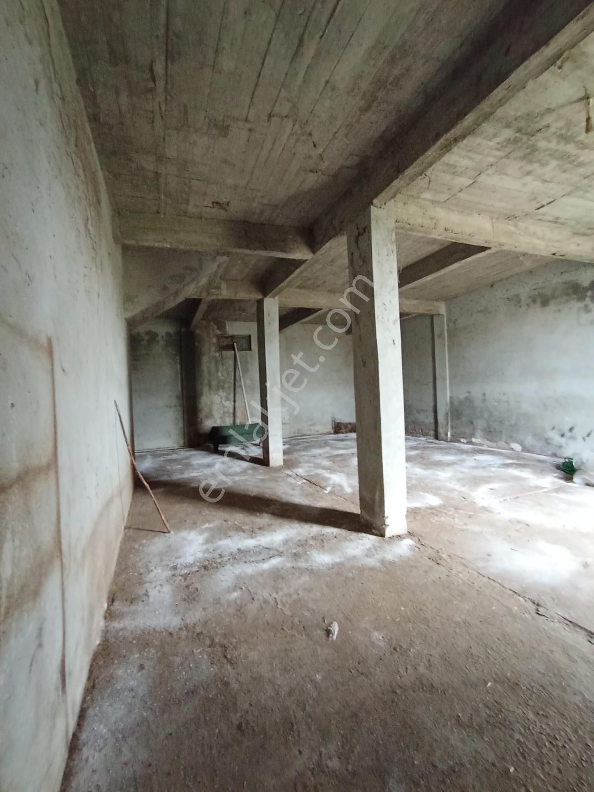 Çorlu-şahpaz Mahallesinde Kiralık Depo