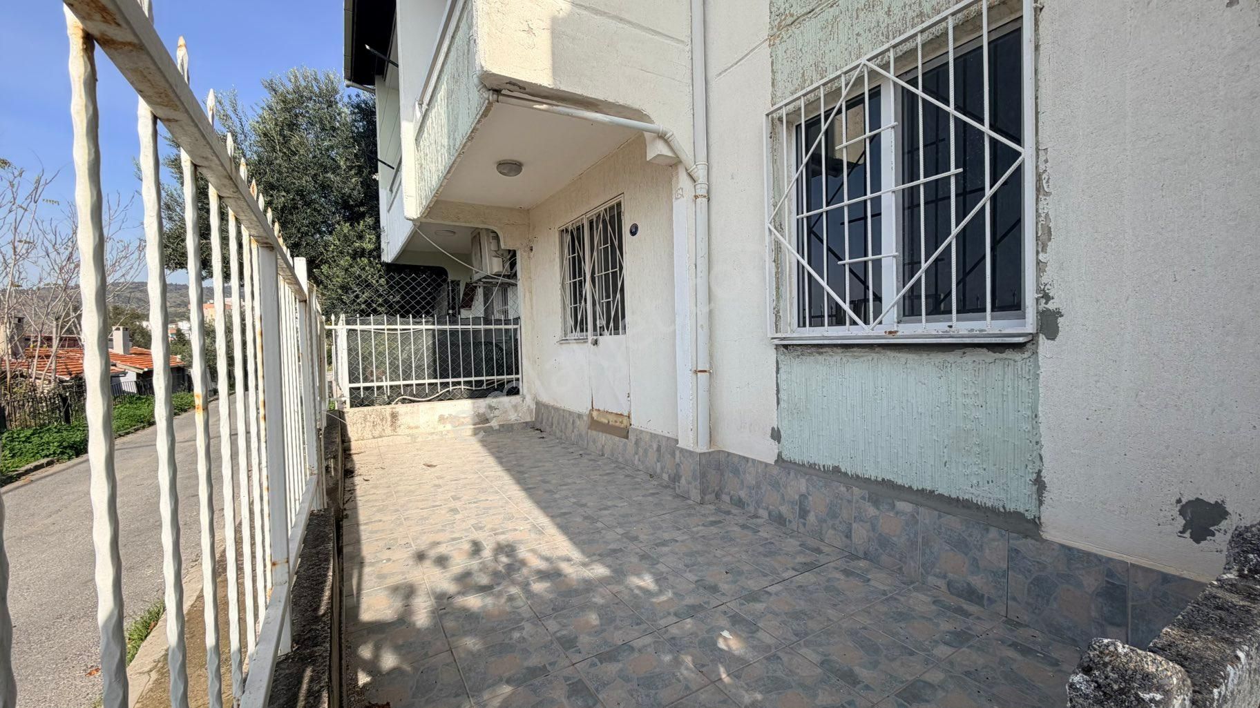 Çiğli Evka-2 De Bahçeli Dubleks 3+1 Daire - Görsel 12