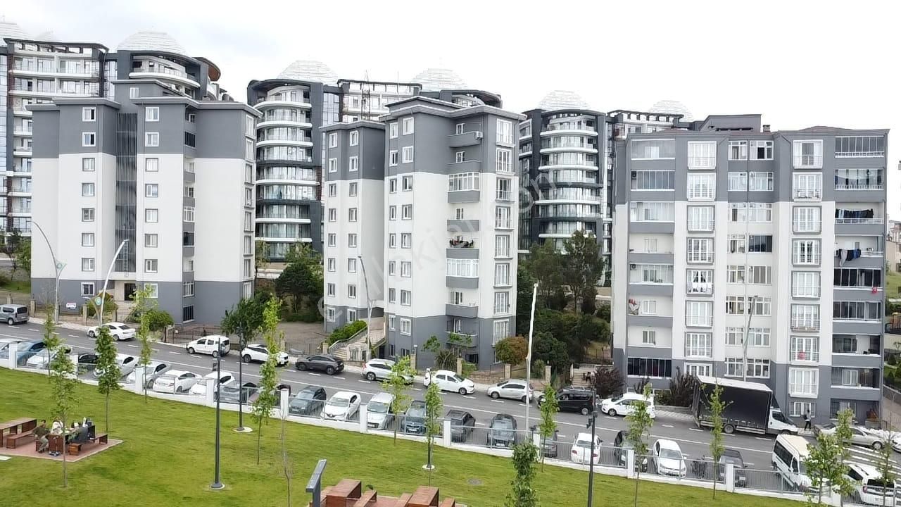 Çayırova Akse Mahallesi Metehan Sitesin'de Kiralık 1+1 Daıre