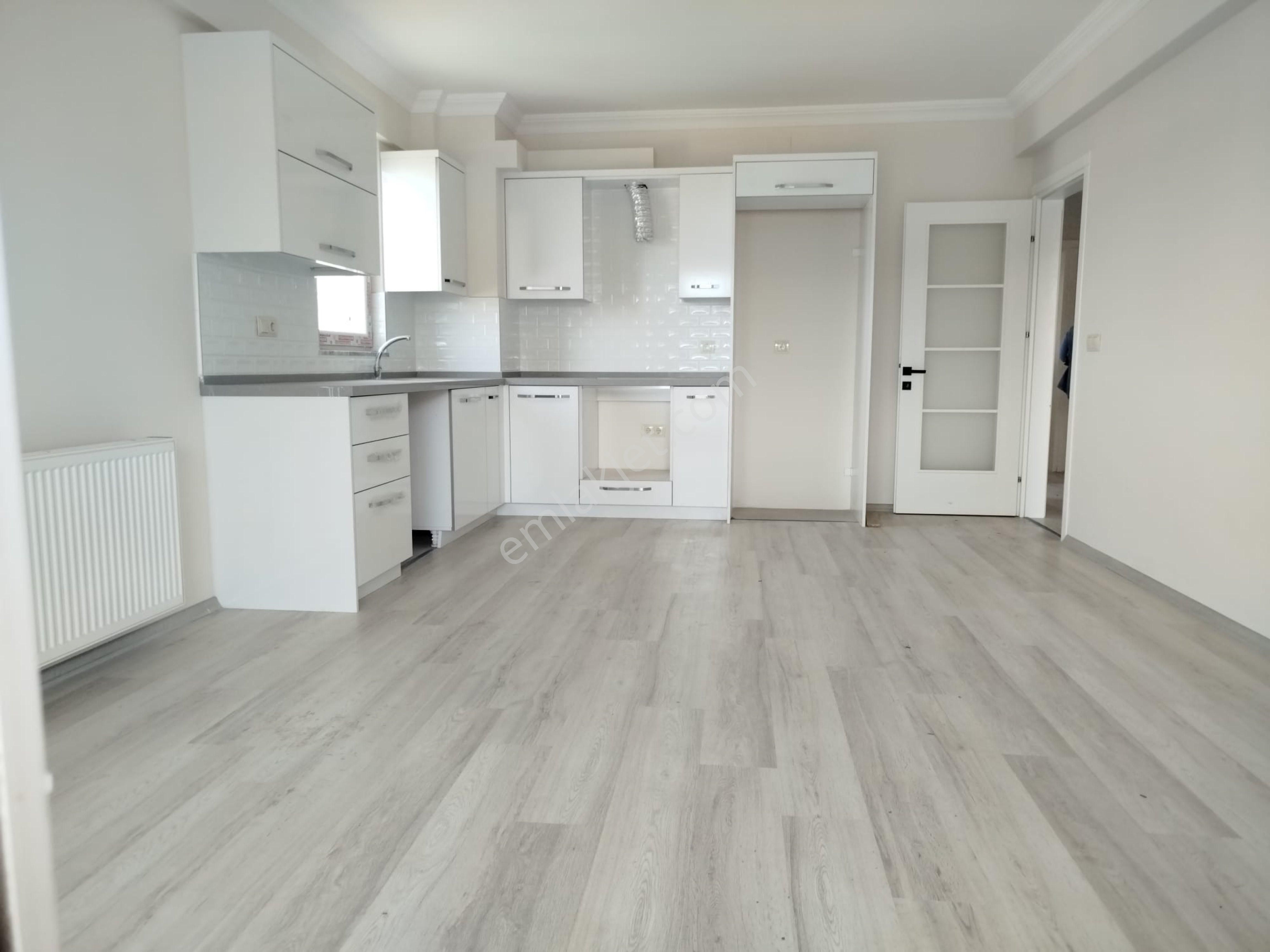 Günaydın Emlaktan Merkezi Konumda 3+1 Daire