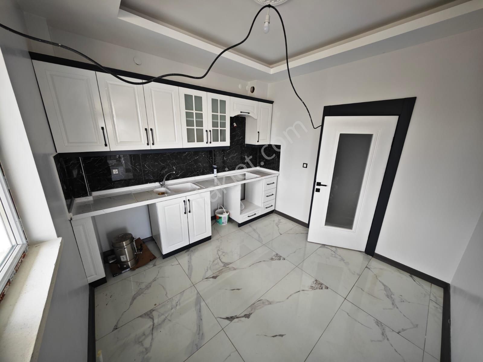 Beşikkaya'da At Çiftliği Yakınında Asansörlü 2+1 Satılık Sıfır Daire !! - Görsel 6