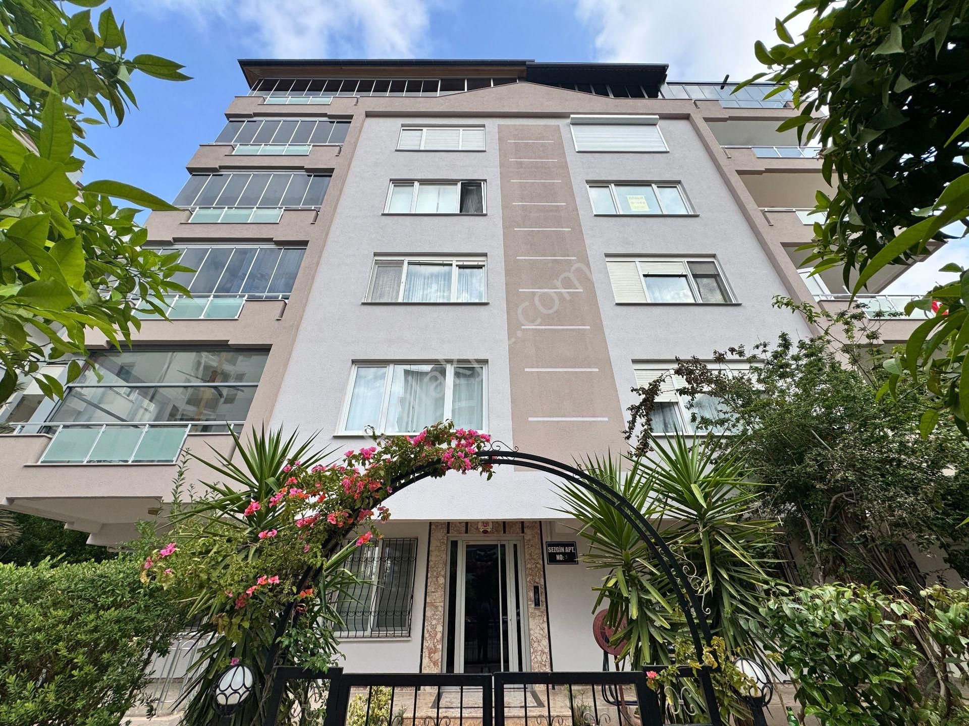 Konyaaltı Liman Mah.deniz Manzaralı Geniş 3+1 Kiralık Daire