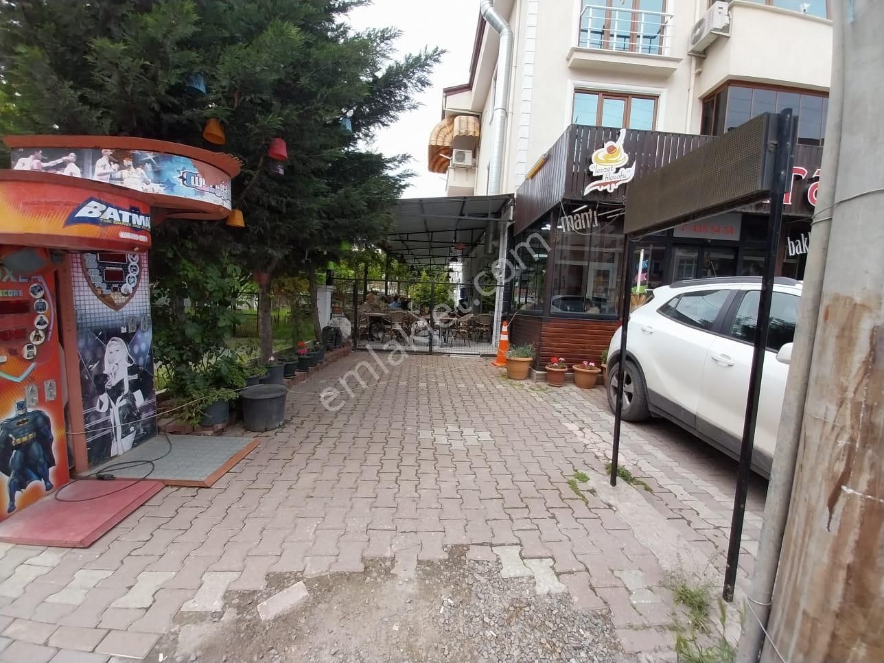Devren Satılık 200 M² Full Malzemeli Depolu Lokanta Cafe - Görsel 2