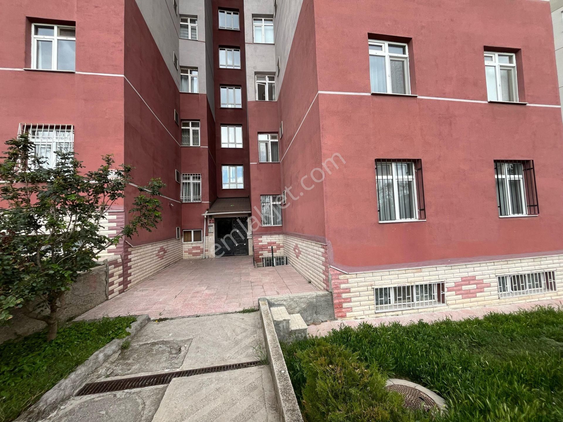 Ankara Batıkent Uğur Mumcu Mh. Satılık 3+1 Daire