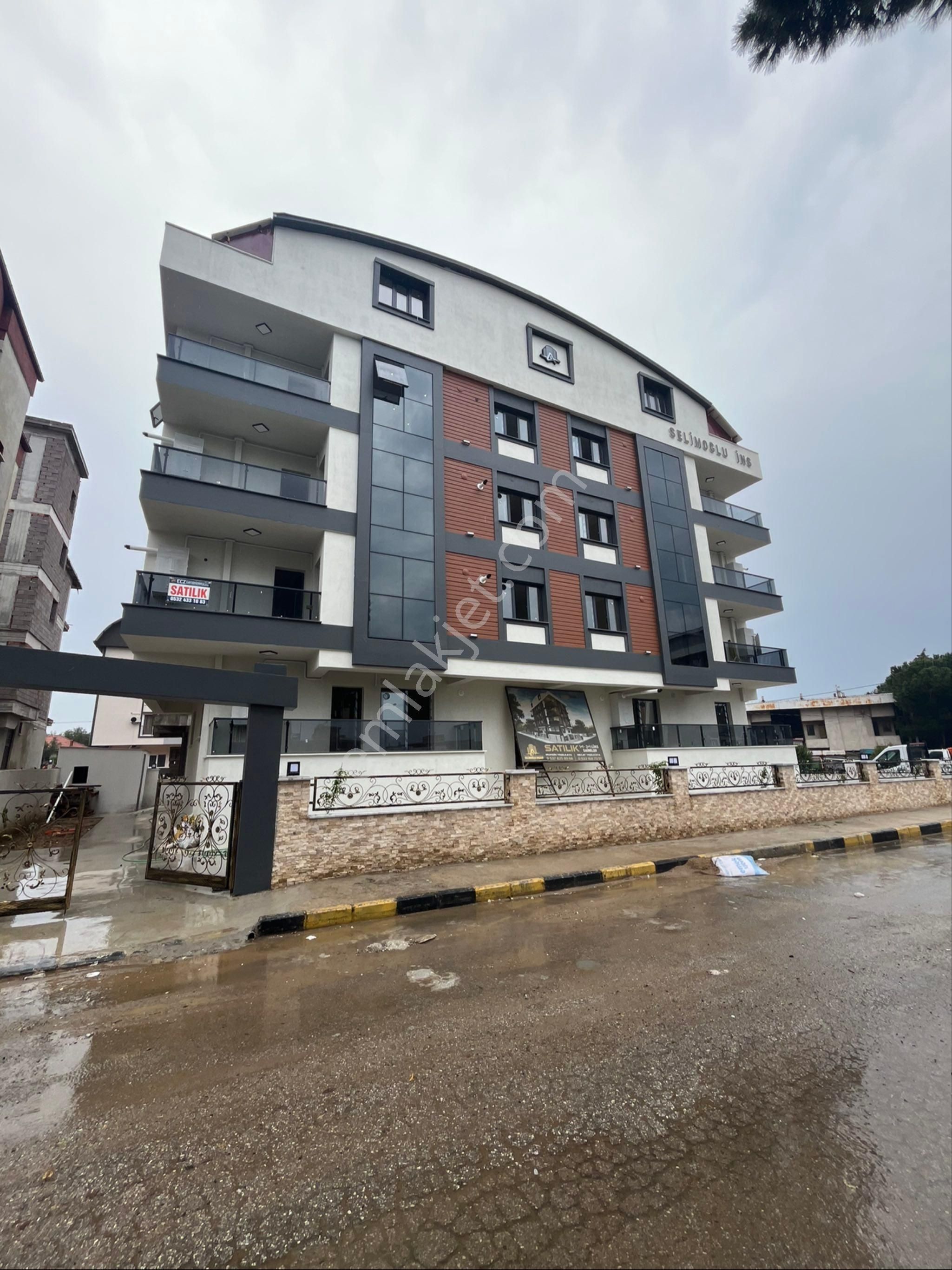 Alaşehir İstasyon Mahallesinde Satılık 1+1