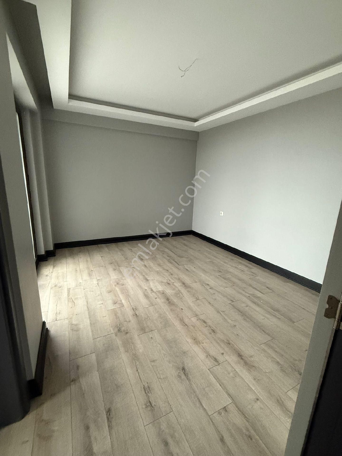 Karakaş Bey Gayrimenkulden Satılık 3+1 Arakat Daire - Görsel 4