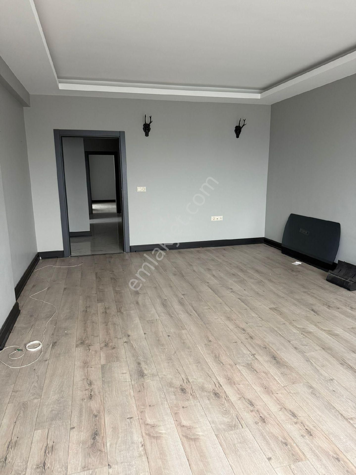 Karakaş Bey Gayrimenkulden Satılık 3+1 Arakat Daire - Görsel 11