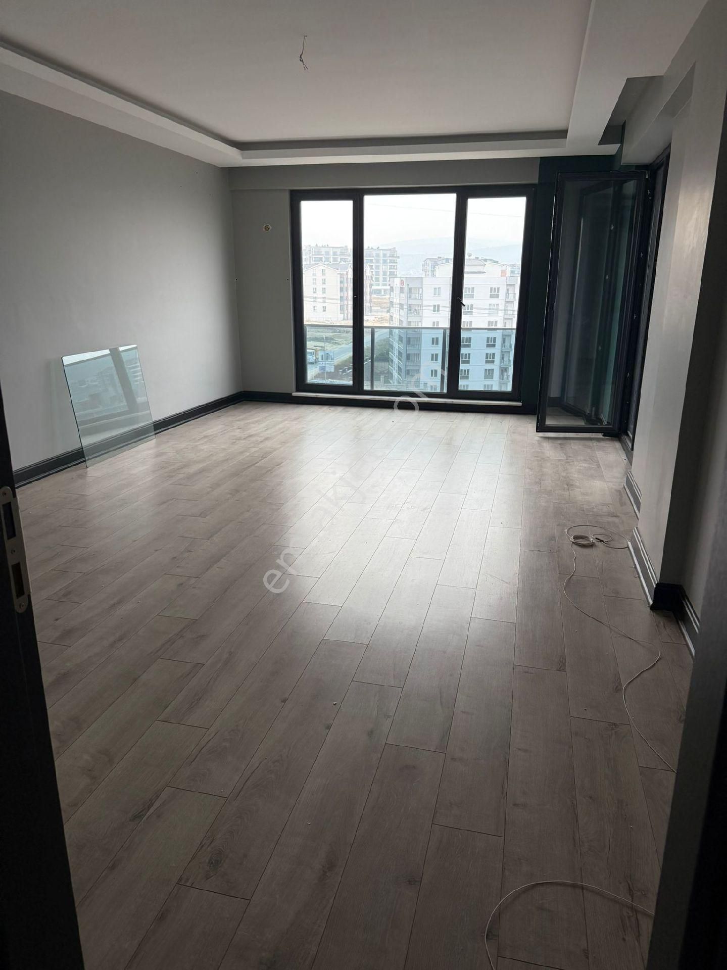 Karakaş Bey Gayrimenkulden Satılık 3+1 Arakat Daire - Görsel 10