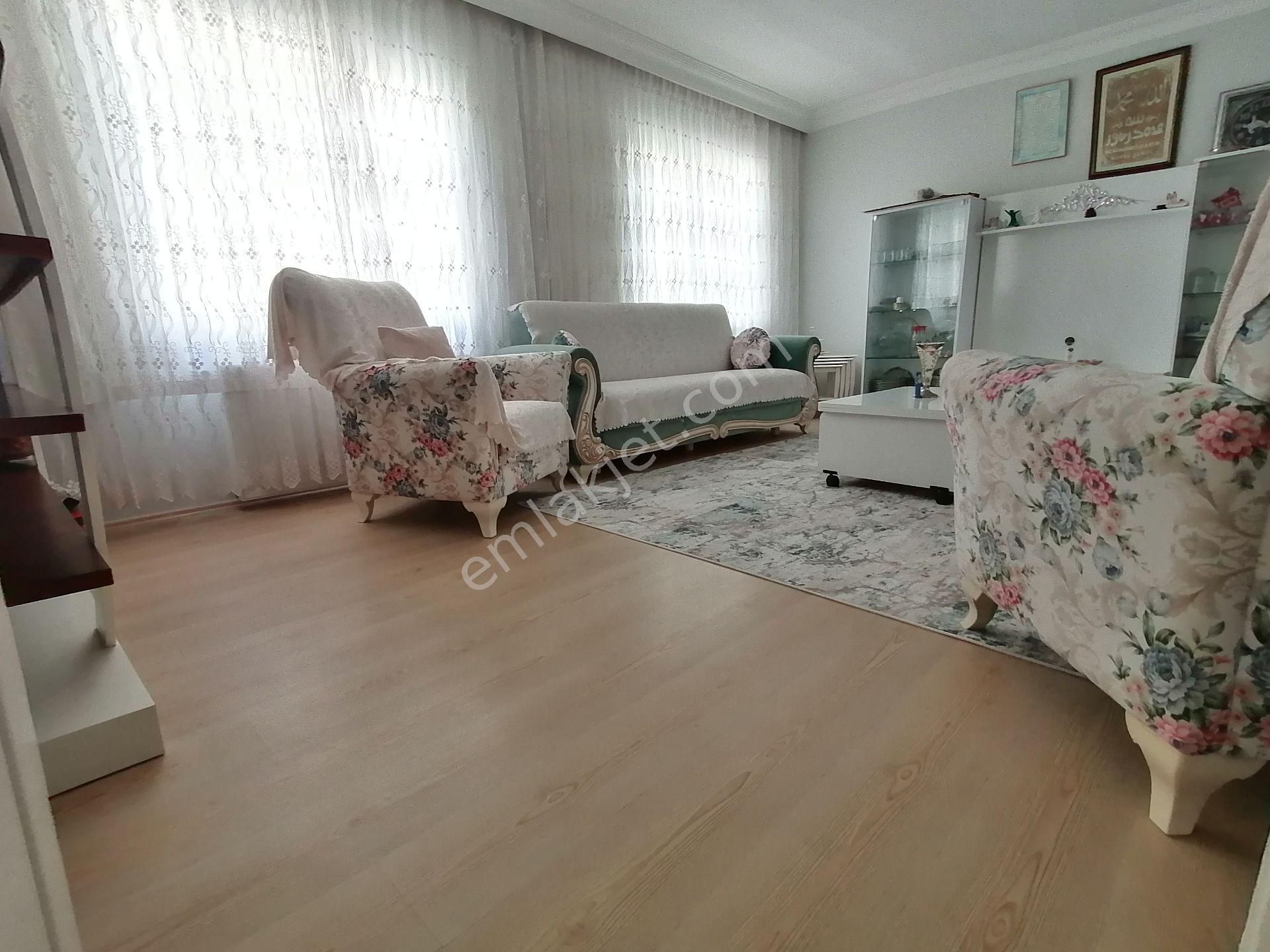 Pendik Güzelyalı Satılık Fırsat Dubles 4+2 220m2 E-5 Yakın 2 Daire Lüx Dublex