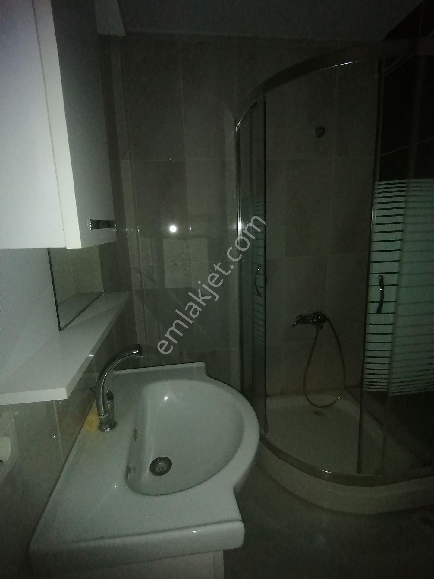 Ümraniye Atatürk Mahallesi Yamanevler Çarşıda Metro Yürüme Mesafesi Bekara Yabancı - Görsel 26