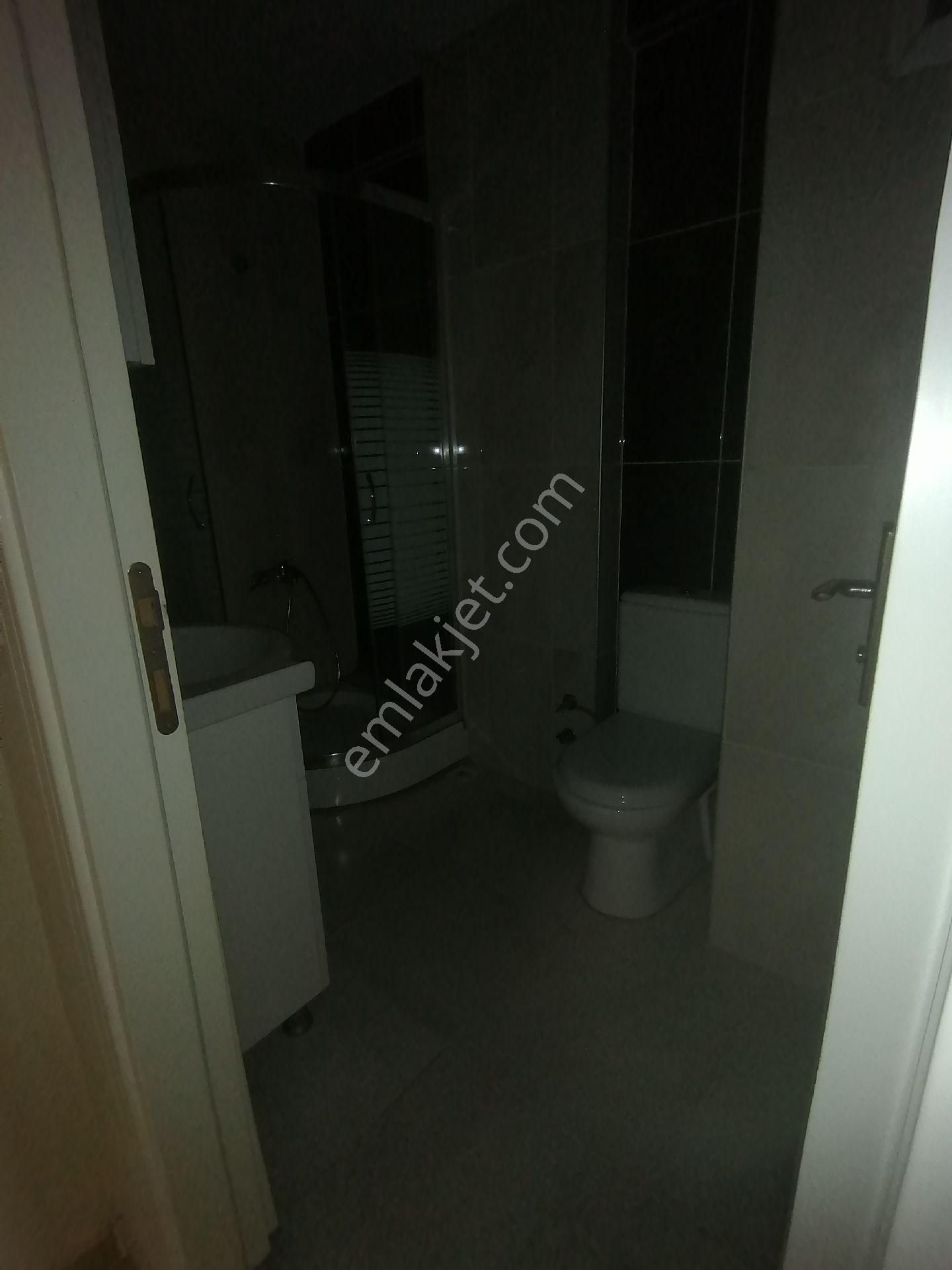 Ümraniye Atatürk Mahallesi Yamanevler Çarşıda Metro Yürüme Mesafesi Bekara Yabancı - Görsel 27