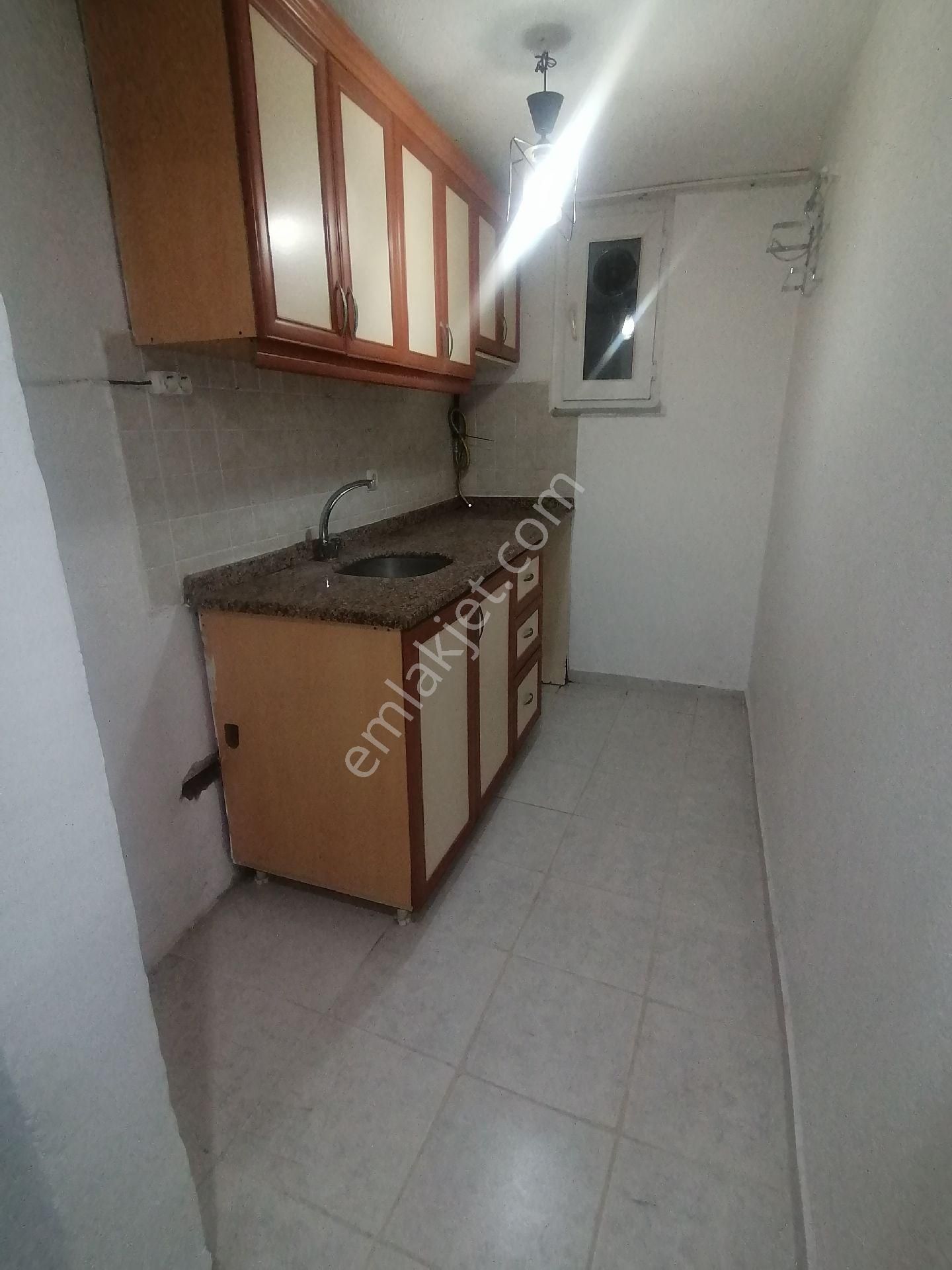 Ümraniye Atatürk Mahallesi Yamanevler Çarşıda Metro Yürüme Mesafesi Bekara Yabancı - Görsel 16