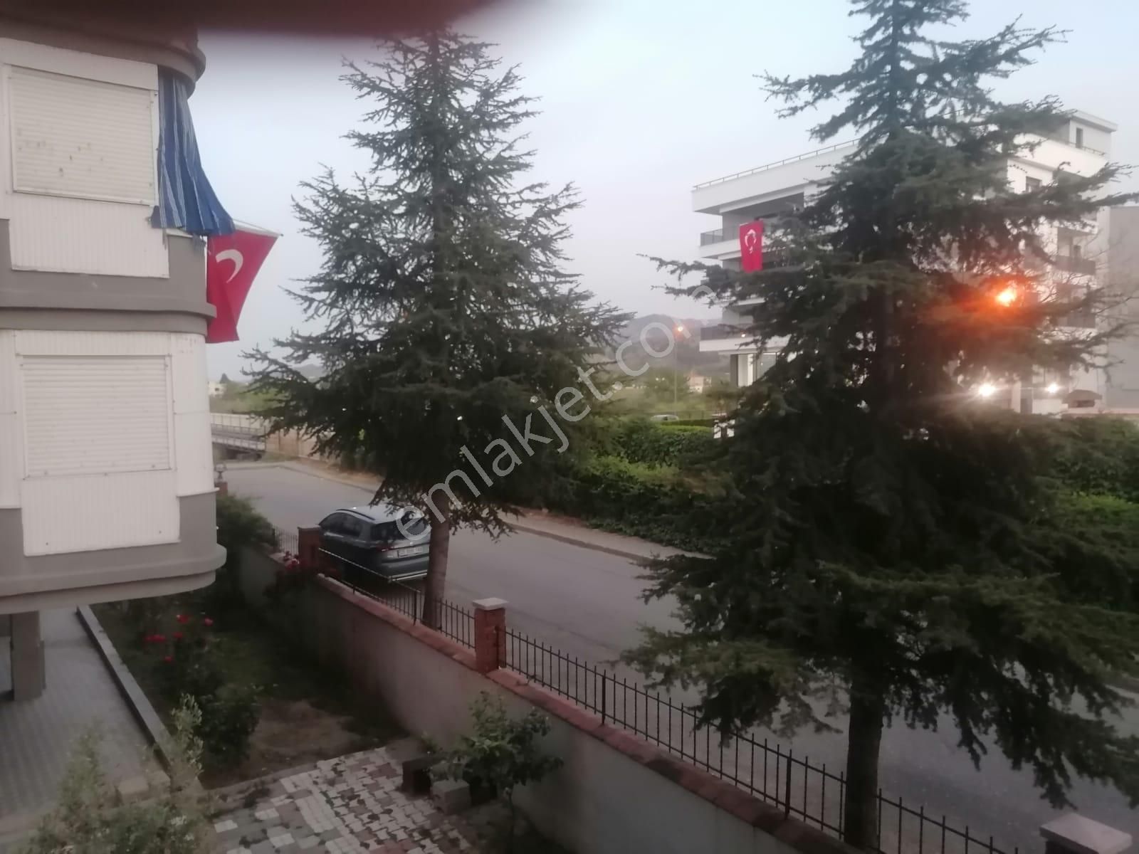 Yaşar Emlaktan Kiralık Daire