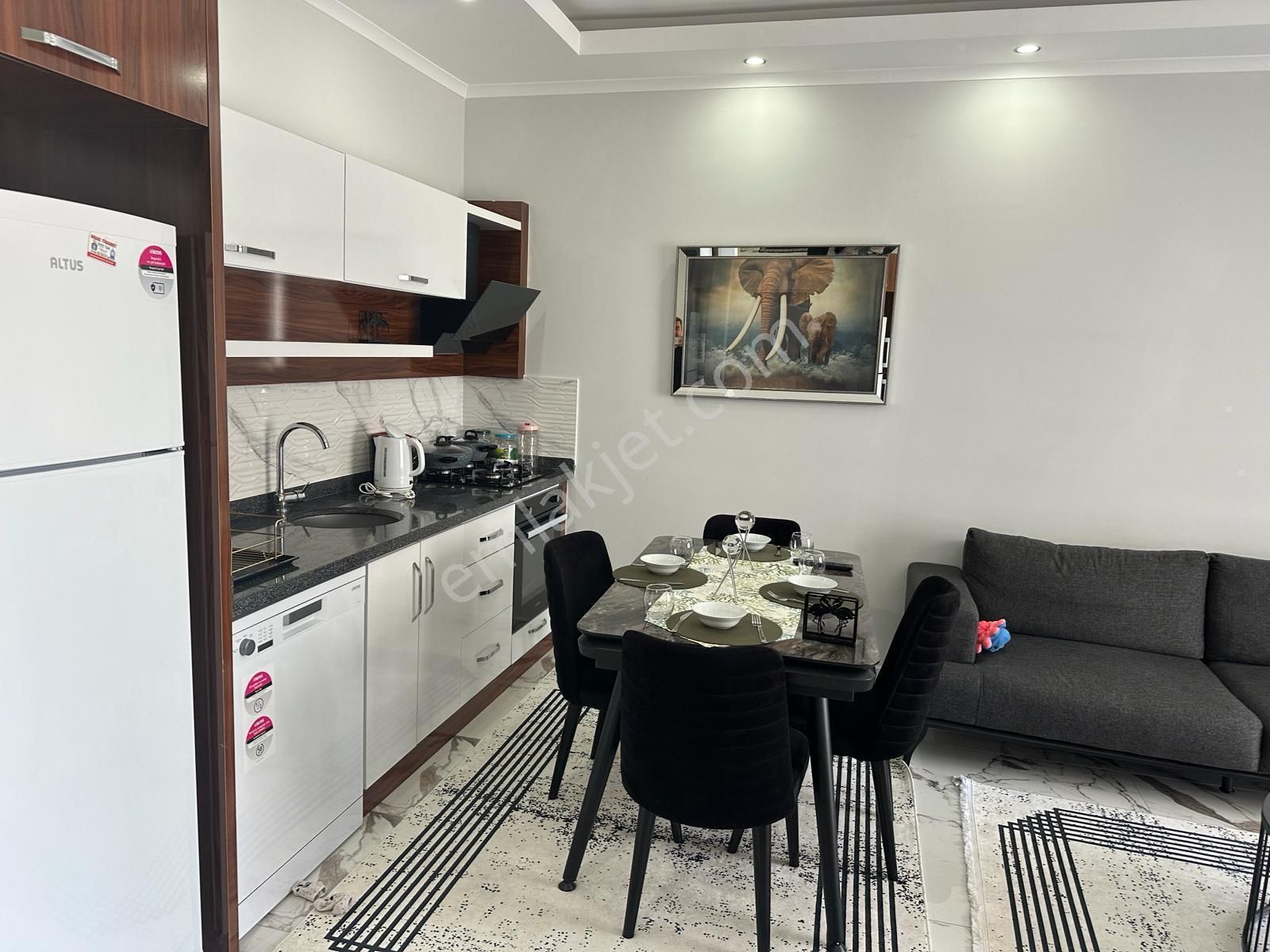 Satılık Daıre 1+1 Alanya Mahmutlar Denıze 450m - Görsel 4