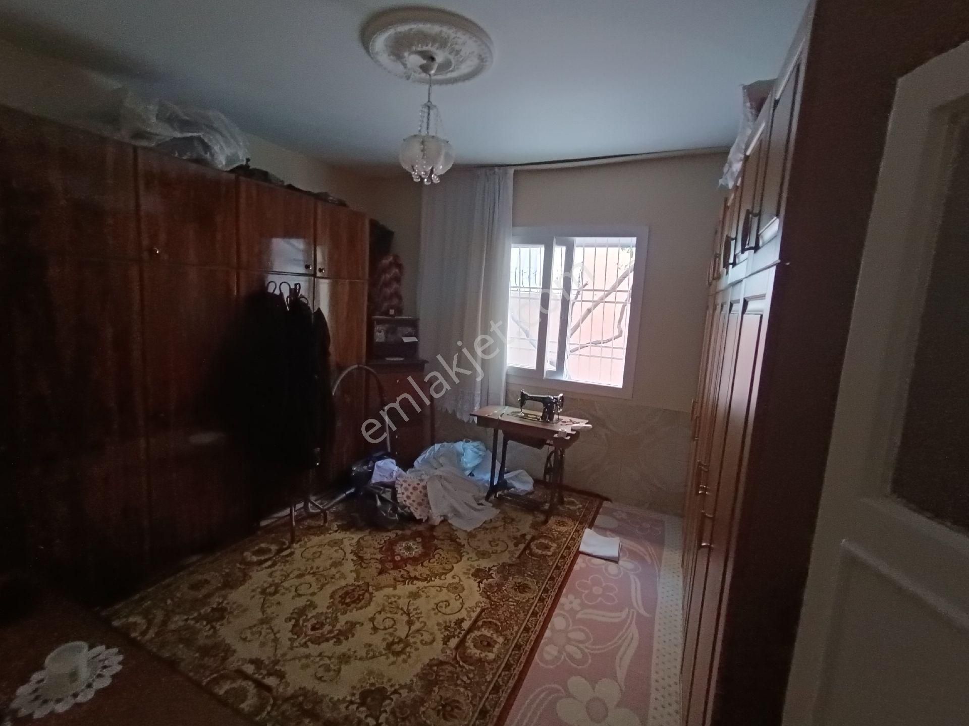 Meydan Mah. Kız Lisesi Yanı Otoparklı Bahçeli 3 Katlı 2+1 Komple Satılık Müstakil Bina - Görsel 34