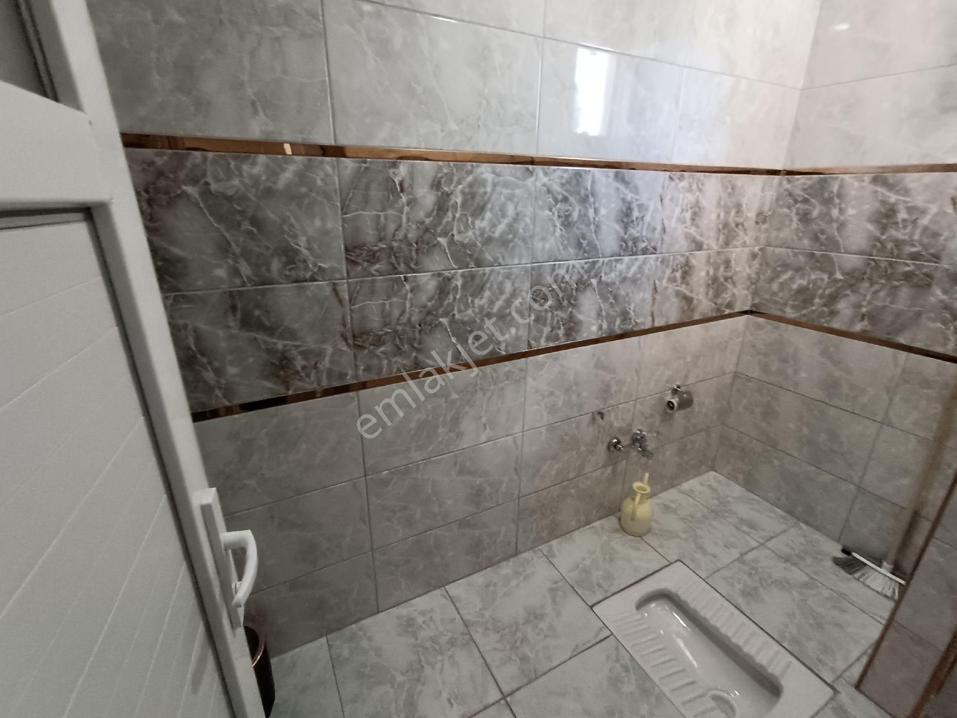 Meydan Mah. Kız Lisesi Yanı Otoparklı Bahçeli 3 Katlı 2+1 Komple Satılık Müstakil Bina - Görsel 10