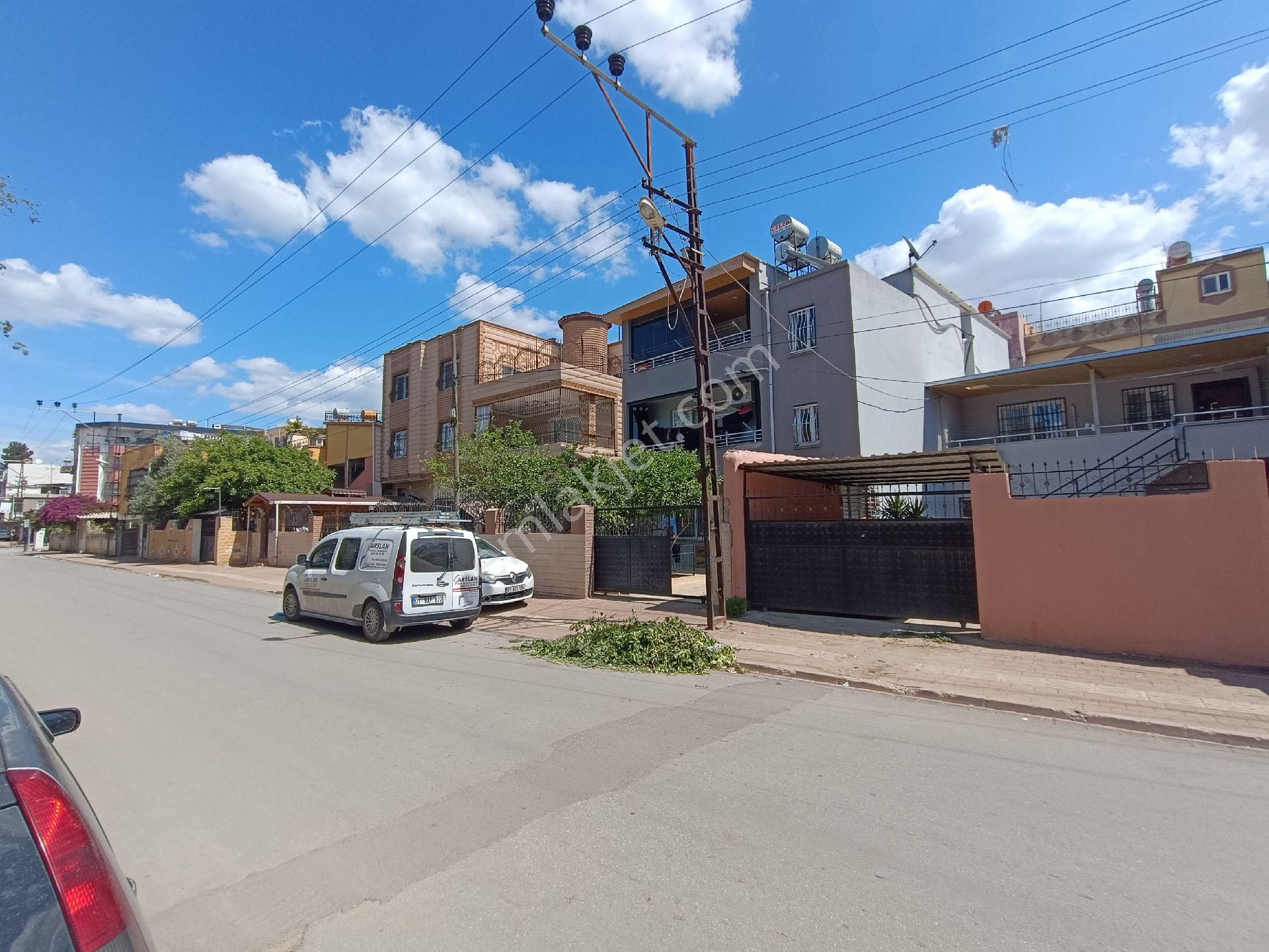 Meydan Mah. Kız Lisesi Yanı Otoparklı Bahçeli 3 Katlı 2+1 Komple Satılık Müstakil Bina - Görsel 41