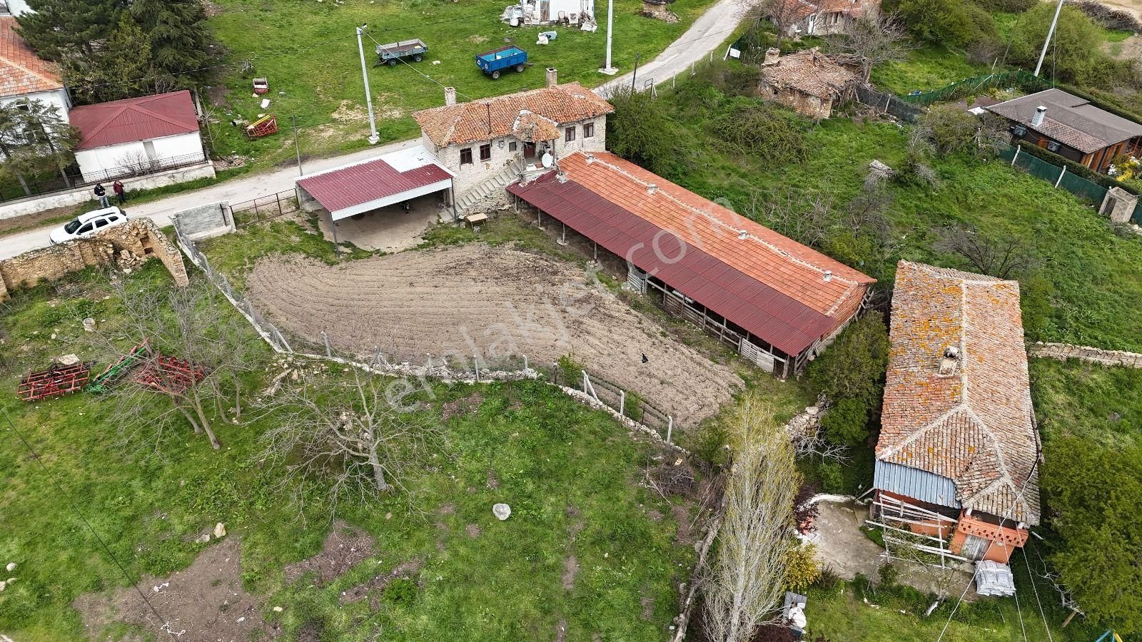 Kırklareli Kadıköy De Köyiçinde Bağ Evi