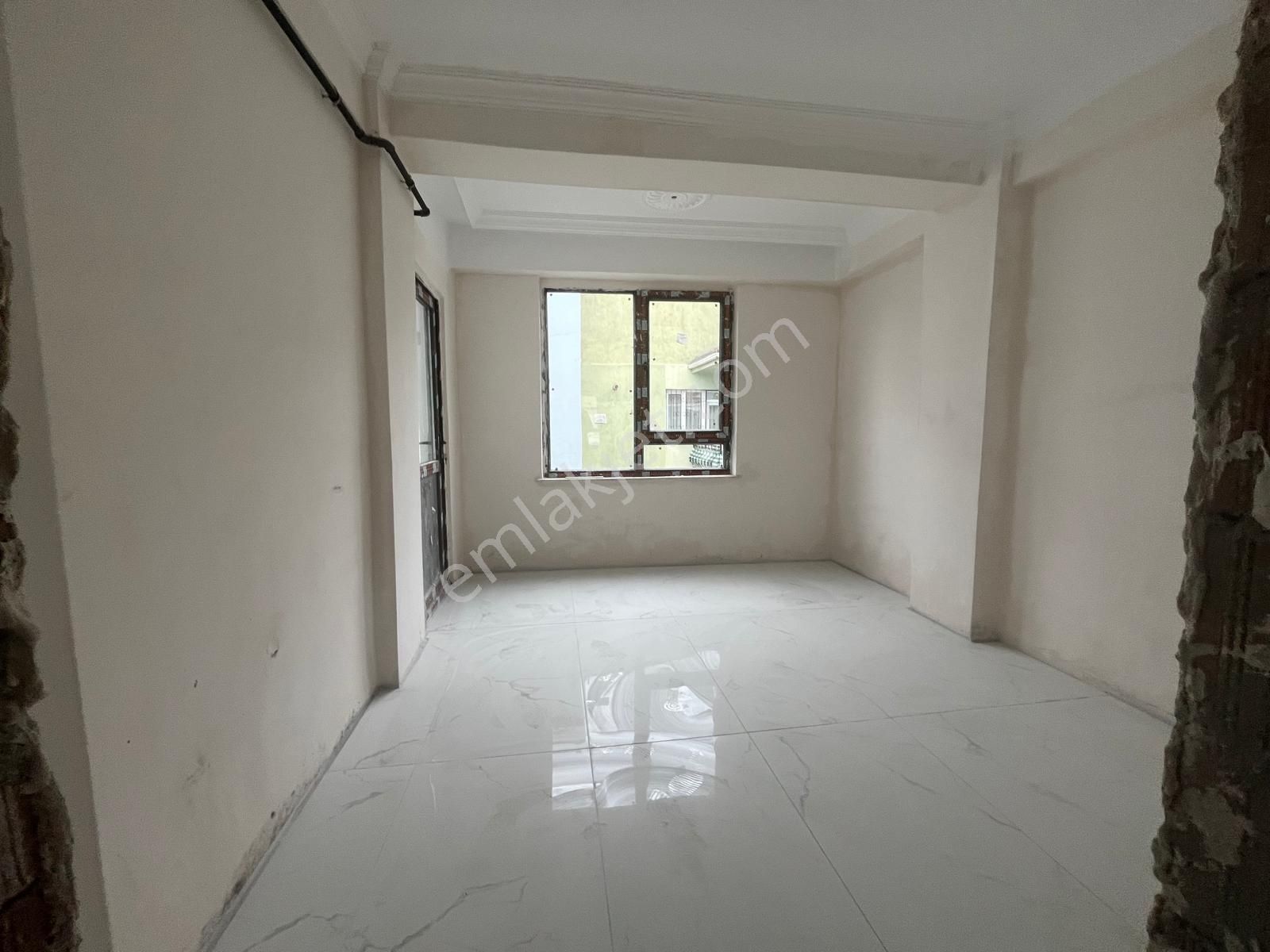 Emek Mah. Dilek Caddesi Yakını Yatırımlık 1+1/hys-22