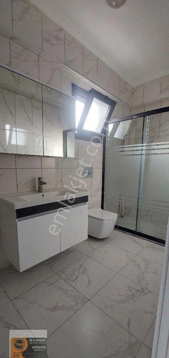 Dikili İsmetpaşa Mah Merkeze Yürüme Mesafesi Garaj Tarafinda Bahçeli Mutfak Ayri 3+1 Satılık Villa - Görsel 13