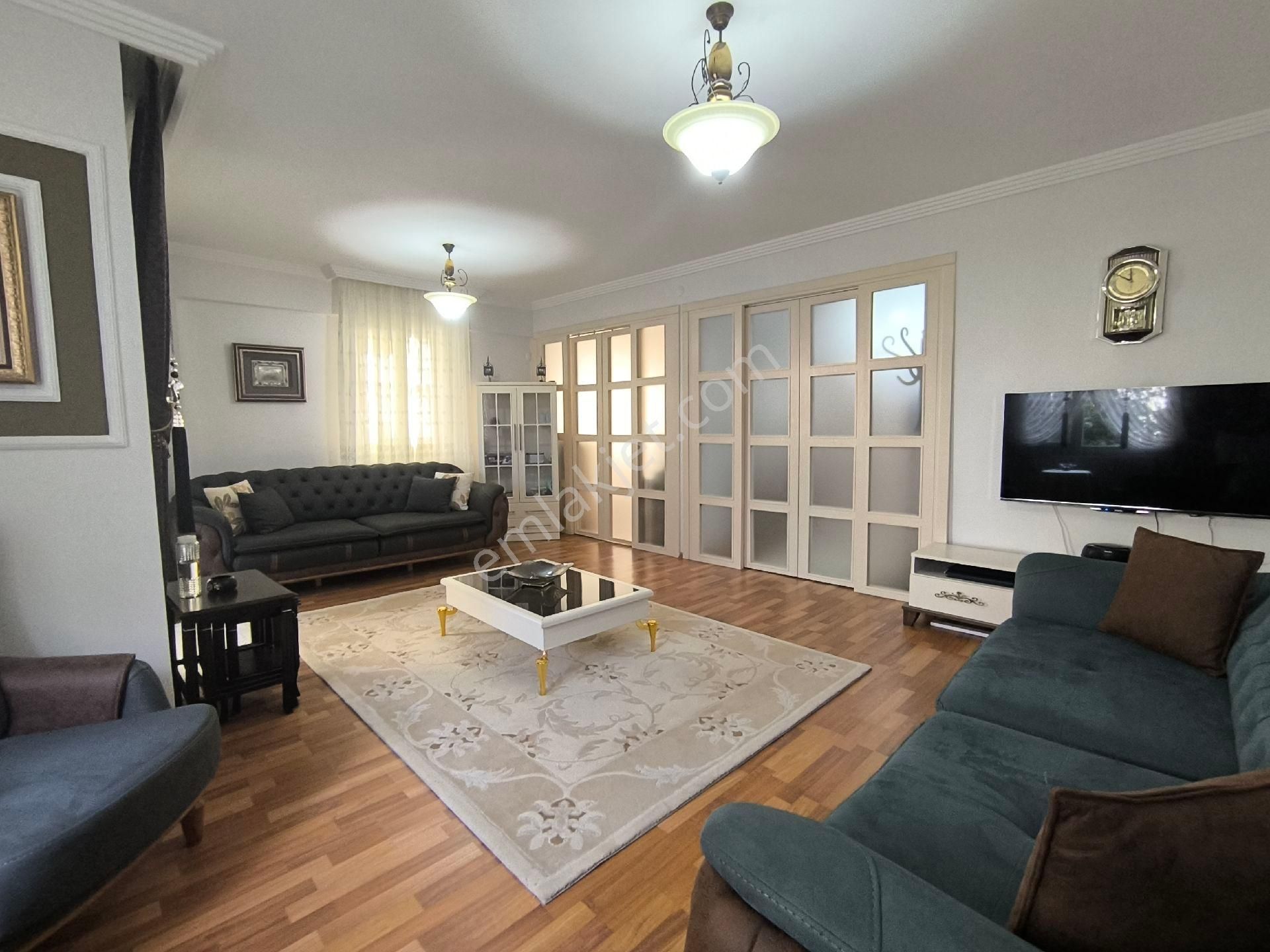 Ege Mahallesi'nin İcinde - Görsel 6