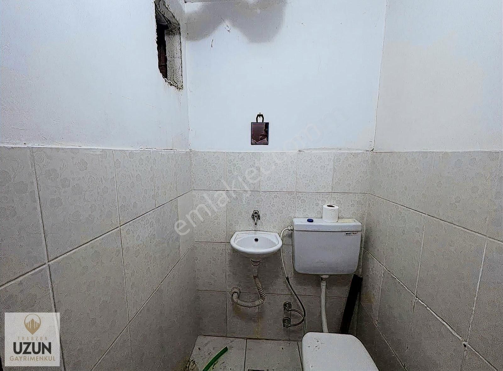 Çukurçayırda Kiralık Dükkan