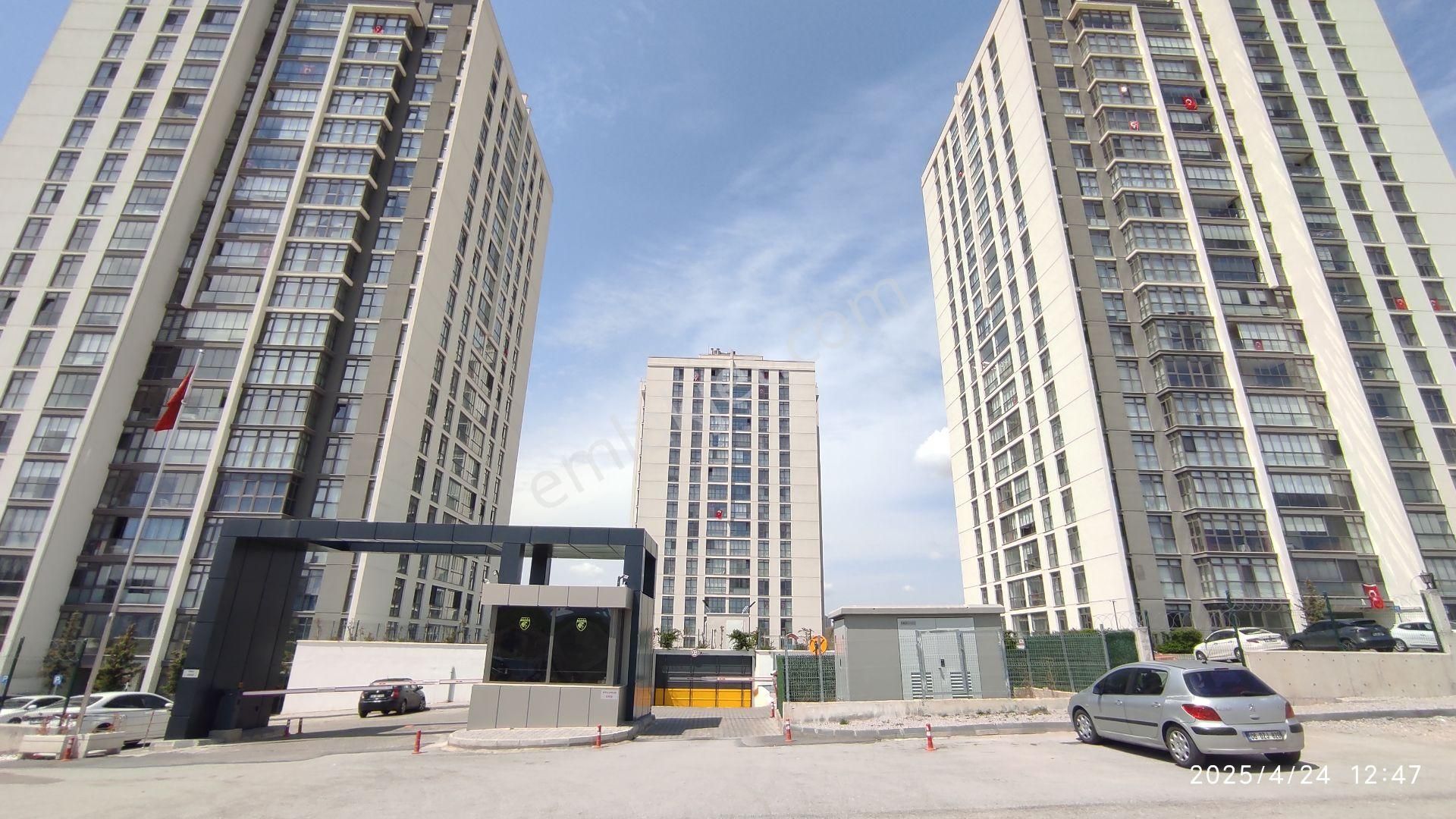 Yıldız Atasayanlar -5'te 2+1 120 M2 Ultra Lüks Daire