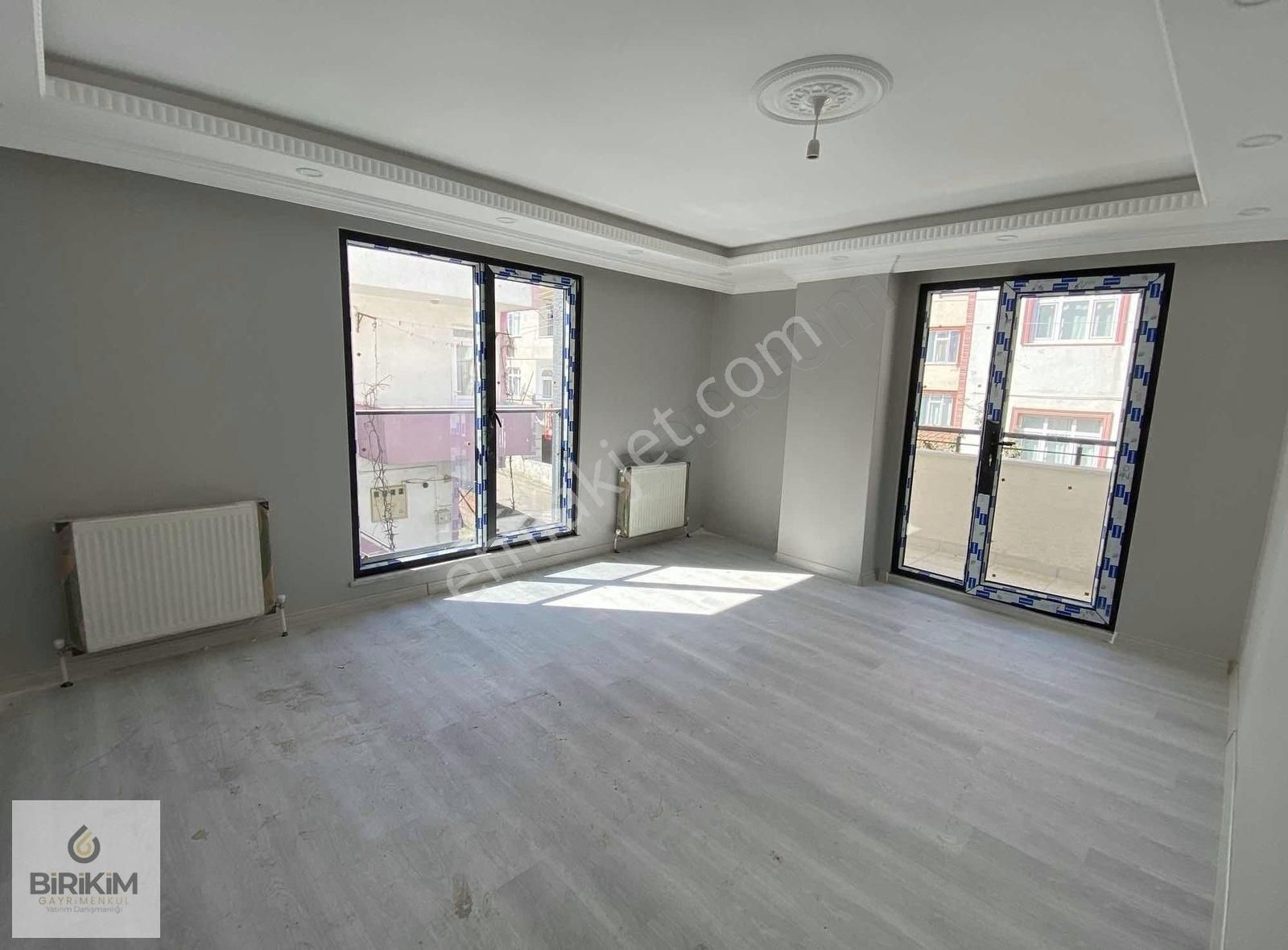 Kazım Karabekir Mah Cumartesi Pazarı Başı 2+1 Lüx Daire