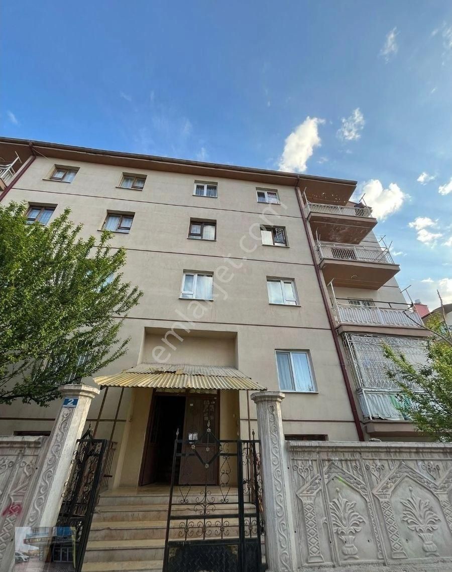 İstiklal Mah Çevre Yoluna 1 Parsel Fırsat Daire
