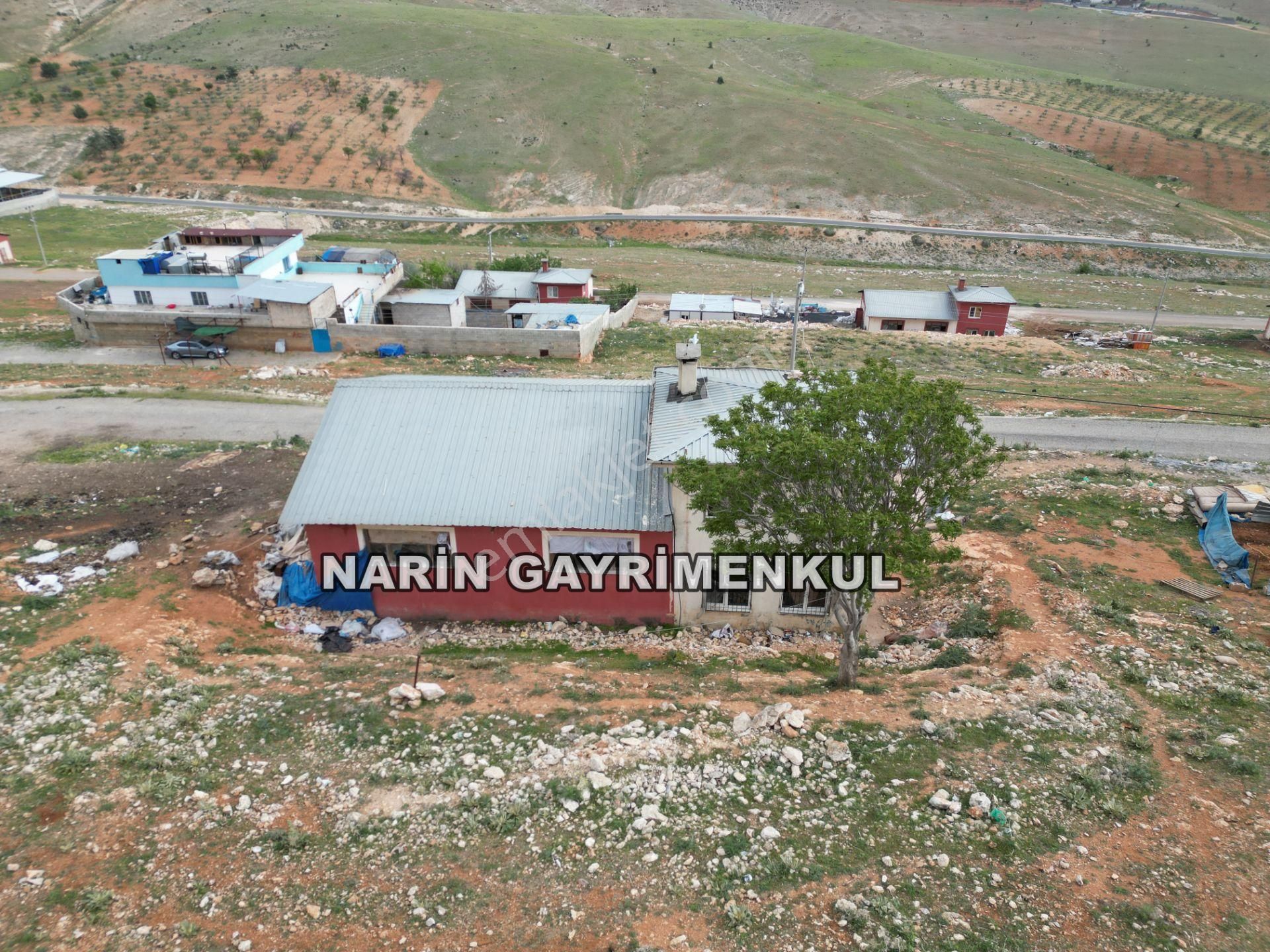 Oğuzeli Çaybaşı Mah. 2.586 M2 Ahır Yeri. Kapalı Alan Ve Ev Var - Görsel 6