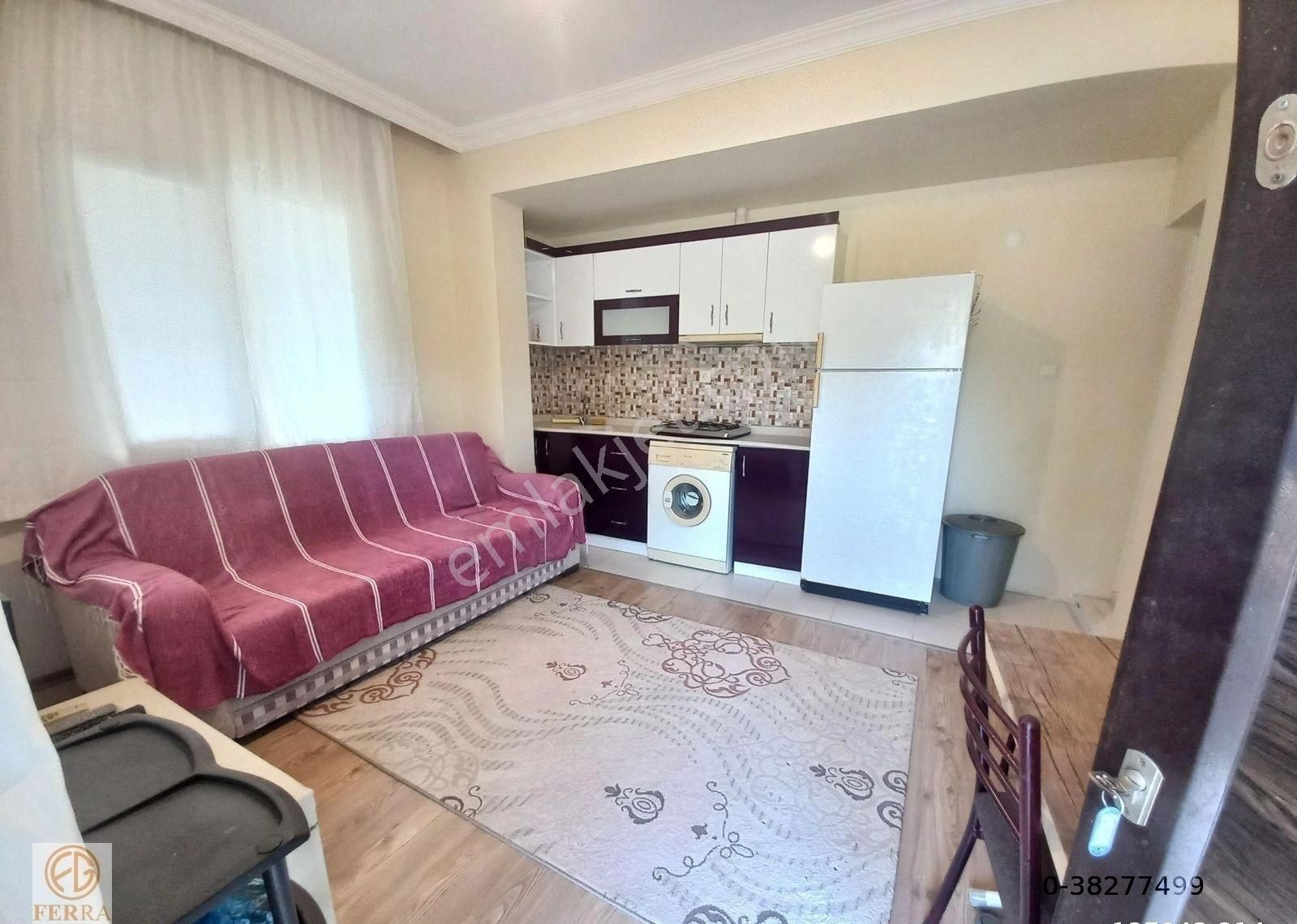 Yeşilyurt Mahallesi’nde Ana Cadde Ve Üniversite Yakını Eşyalı 1+1 45m2 Satılık Daire